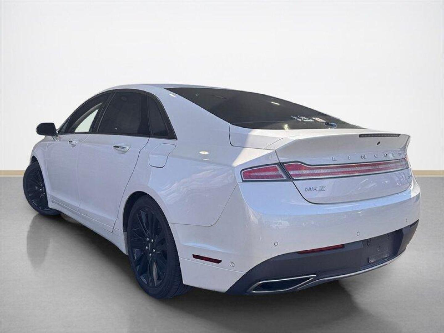 2019 White Platinum Tri-Coat Lincoln MKZ Hybrid Hybrid Reserve (3LN6L5MU2KR) with an 2.0 engine, Automatic transmission, located at 25355 Eames Street, Channahon, IL, 60410, (815) 467-1807, 41.429108, -88.228432 - Introducing the sophisticated and eco-friendly 2019 Lincoln MKZ Hybrid Reserve II. Equipped with a powerful 2.0-liter engine, this luxury sedan offers a seamless blend of performance and efficiency. The factory default features of the Lincoln MKZ Hybrid Reserve II are designed to elevate your drivi - Photo#5