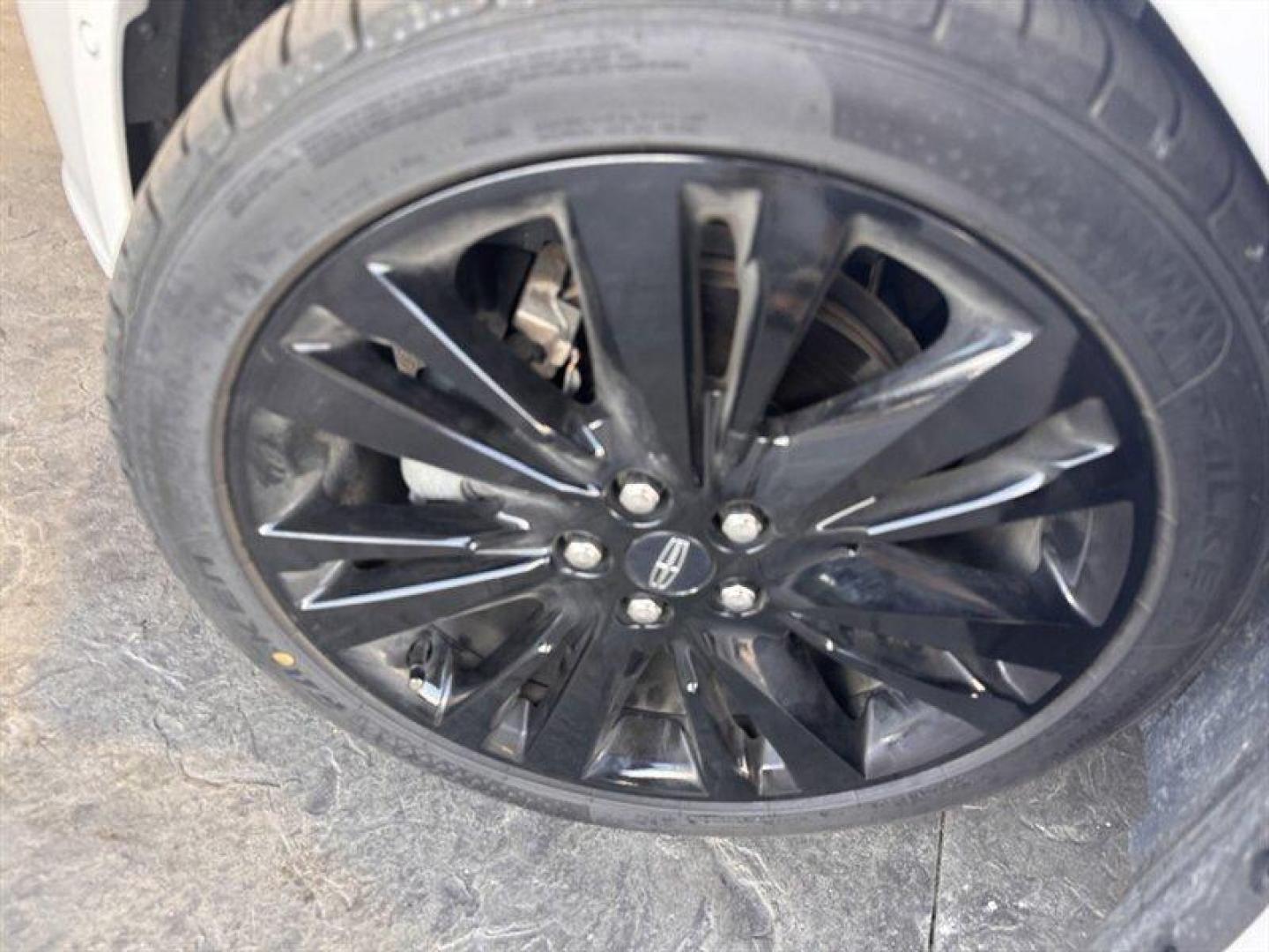 2019 White Platinum Tri-Coat Lincoln MKZ Hybrid Hybrid Reserve (3LN6L5MU2KR) with an 2.0 engine, Automatic transmission, located at 25355 Eames Street, Channahon, IL, 60410, (815) 467-1807, 41.429108, -88.228432 - Introducing the sophisticated and eco-friendly 2019 Lincoln MKZ Hybrid Reserve II. Equipped with a powerful 2.0-liter engine, this luxury sedan offers a seamless blend of performance and efficiency. The factory default features of the Lincoln MKZ Hybrid Reserve II are designed to elevate your drivi - Photo#12