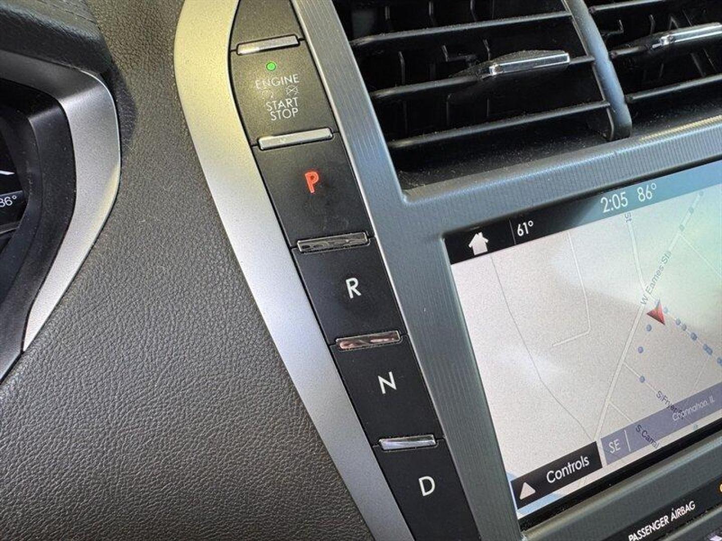 2019 White Platinum Tri-Coat Lincoln MKZ Hybrid Hybrid Reserve (3LN6L5MU2KR) with an 2.0 engine, Automatic transmission, located at 25355 Eames Street, Channahon, IL, 60410, (815) 467-1807, 41.429108, -88.228432 - Introducing the sophisticated and eco-friendly 2019 Lincoln MKZ Hybrid Reserve II. Equipped with a powerful 2.0-liter engine, this luxury sedan offers a seamless blend of performance and efficiency. The factory default features of the Lincoln MKZ Hybrid Reserve II are designed to elevate your drivi - Photo#24