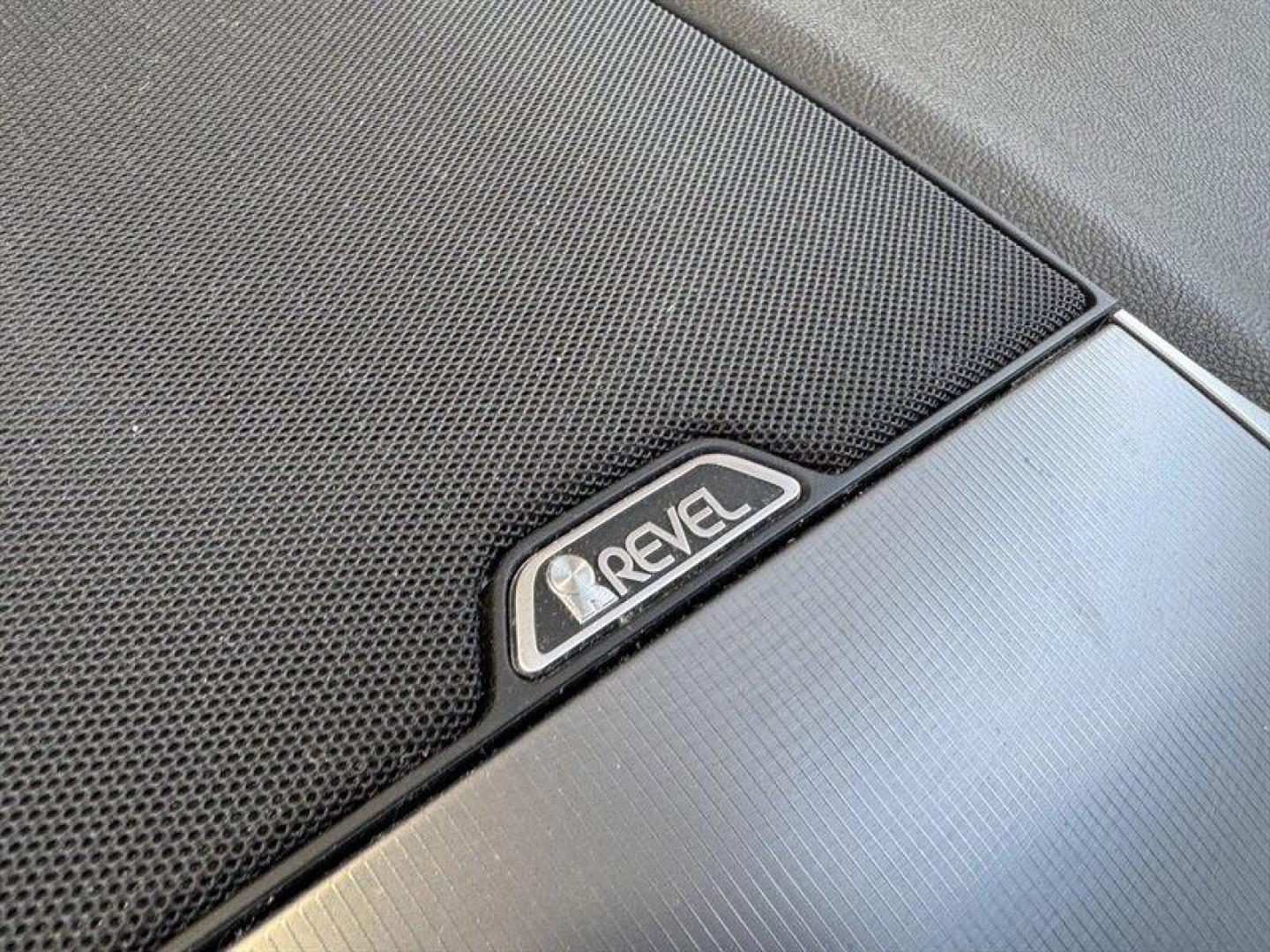 2019 White Platinum Tri-Coat Lincoln MKZ Hybrid Hybrid Reserve (3LN6L5MU2KR) with an 2.0 engine, Automatic transmission, located at 25355 Eames Street, Channahon, IL, 60410, (815) 467-1807, 41.429108, -88.228432 - Introducing the sophisticated and eco-friendly 2019 Lincoln MKZ Hybrid Reserve II. Equipped with a powerful 2.0-liter engine, this luxury sedan offers a seamless blend of performance and efficiency. The factory default features of the Lincoln MKZ Hybrid Reserve II are designed to elevate your drivi - Photo#30