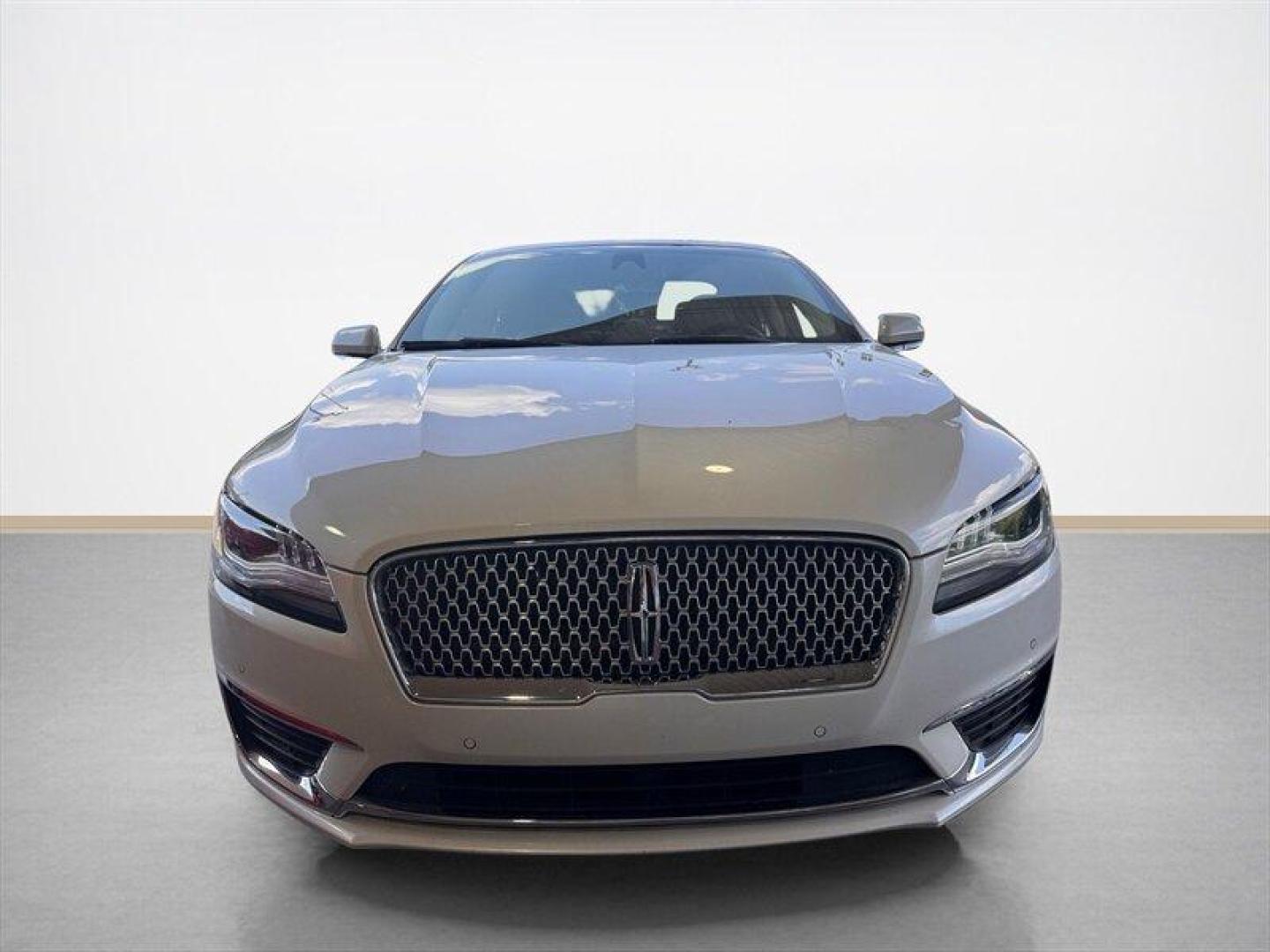 2019 White Platinum Tri-Coat Lincoln MKZ Hybrid Hybrid Reserve (3LN6L5MU2KR) with an 2.0 engine, Automatic transmission, located at 25355 Eames Street, Channahon, IL, 60410, (815) 467-1807, 41.429108, -88.228432 - Introducing the sophisticated and eco-friendly 2019 Lincoln MKZ Hybrid Reserve II. Equipped with a powerful 2.0-liter engine, this luxury sedan offers a seamless blend of performance and efficiency. The factory default features of the Lincoln MKZ Hybrid Reserve II are designed to elevate your drivi - Photo#7