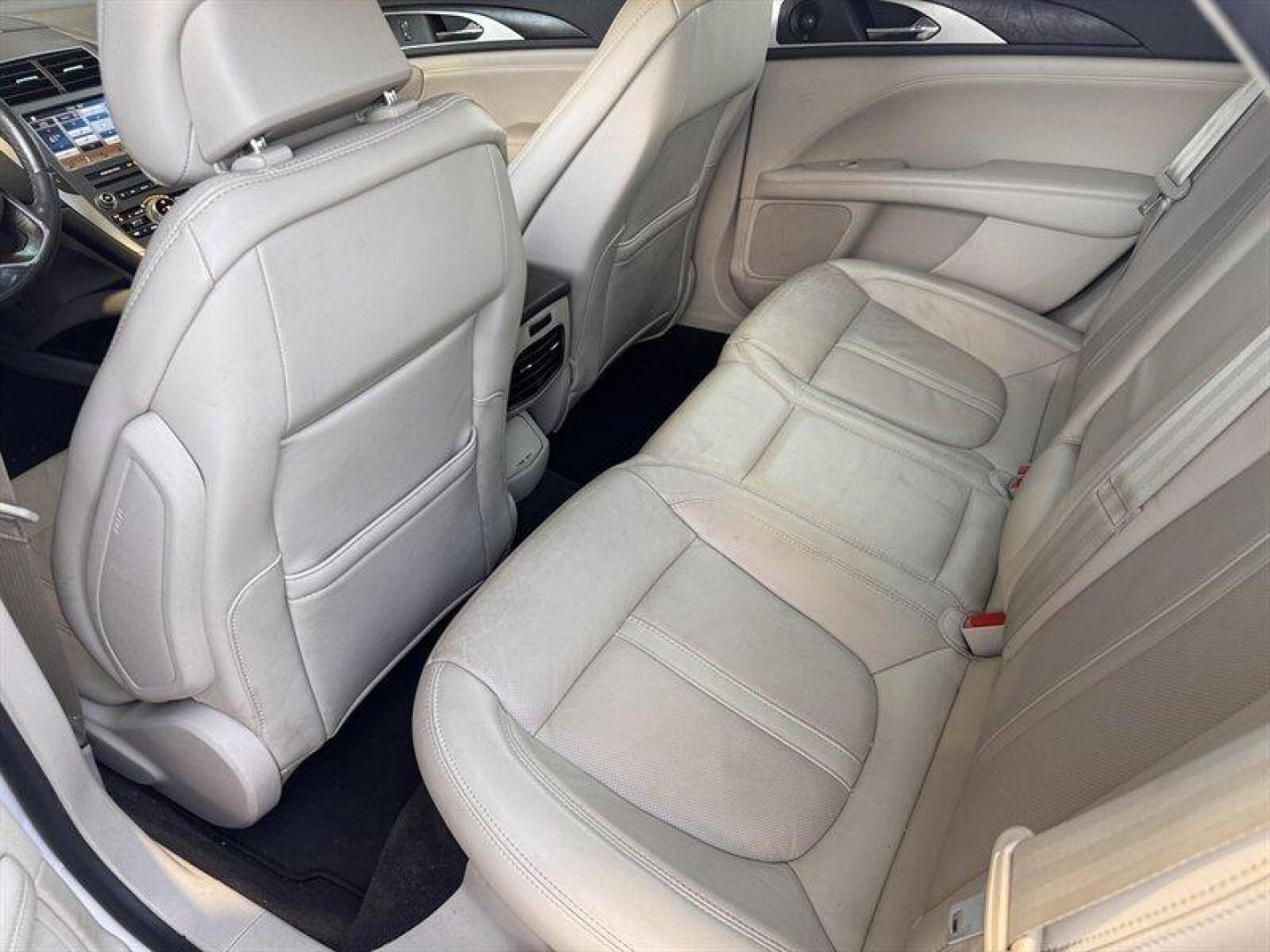 2019 White Platinum Tri-Coat Lincoln MKZ Hybrid Hybrid Reserve (3LN6L5MU2KR) with an 2.0 engine, Automatic transmission, located at 25355 Eames Street, Channahon, IL, 60410, (815) 467-1807, 41.429108, -88.228432 - Introducing the sophisticated and eco-friendly 2019 Lincoln MKZ Hybrid Reserve II. Equipped with a powerful 2.0-liter engine, this luxury sedan offers a seamless blend of performance and efficiency. The factory default features of the Lincoln MKZ Hybrid Reserve II are designed to elevate your drivi - Photo#13