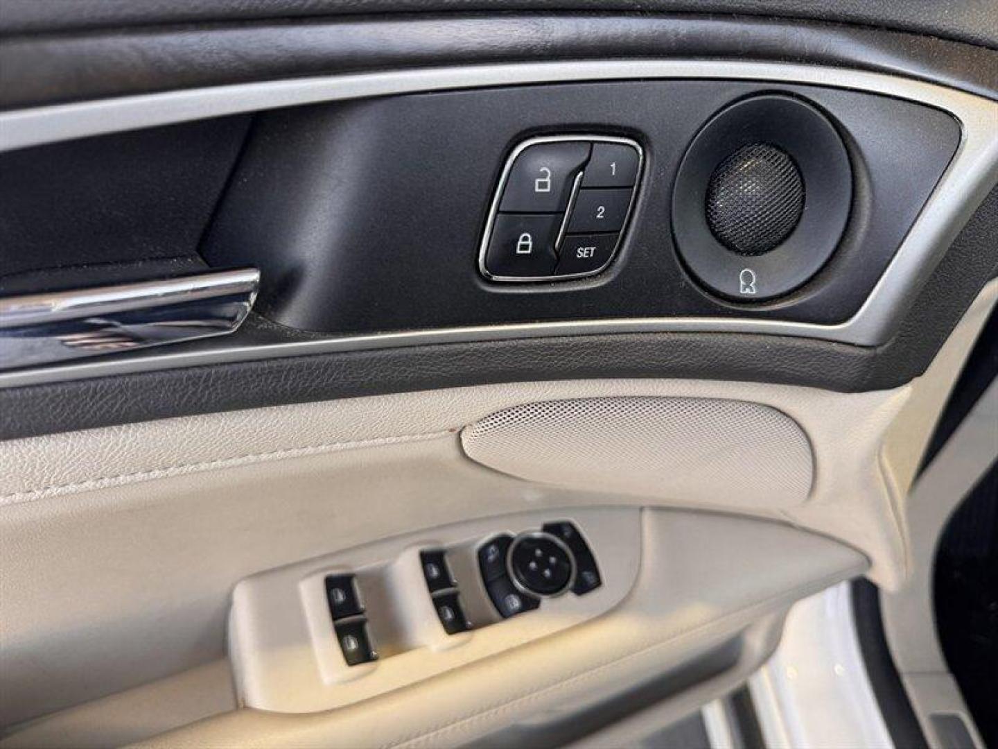 2019 White Platinum Tri-Coat Lincoln MKZ Hybrid Hybrid Reserve (3LN6L5MU2KR) with an 2.0 engine, Automatic transmission, located at 25355 Eames Street, Channahon, IL, 60410, (815) 467-1807, 41.429108, -88.228432 - Introducing the sophisticated and eco-friendly 2019 Lincoln MKZ Hybrid Reserve II. Equipped with a powerful 2.0-liter engine, this luxury sedan offers a seamless blend of performance and efficiency. The factory default features of the Lincoln MKZ Hybrid Reserve II are designed to elevate your drivi - Photo#16