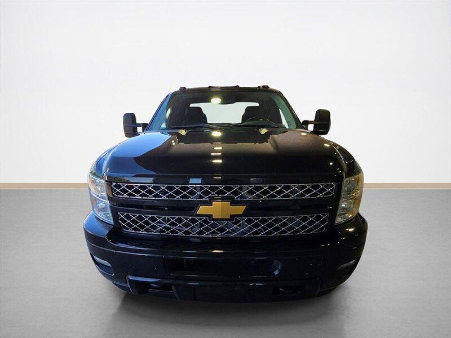 2013 Black Chevrolet Silverado 2500HD LT (1GC2KXC81DZ) with an Duramax 6.6L Diesel Turbo V8 397hp 765ft. lbs. engine, Automatic transmission, located at 25355 Eames Street, Channahon, IL, 60410, (815) 467-1807, 41.429108, -88.228432 - Introducing the mighty 2013 Chevrolet Silverado 2500HD LT - a truck that's more powerful than your morning coffee! With its Duramax 6.6L Diesel Turbo V8 engine pumping out a whopping 397hp and 765ft. lbs. of torque, this beast is ready to conquer any road or job site you throw at it. Step into luxu - Photo#7