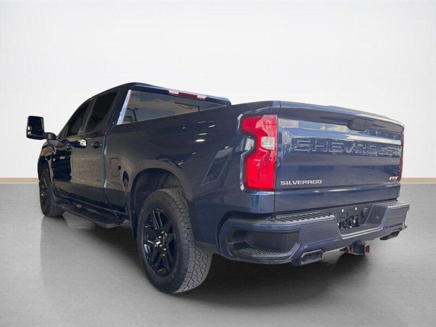 2021 Northsky Blue Metallic Chevrolet Silverado 1500 RST (1GCUYEETXMZ) with an 3.0 engine, Automatic transmission, located at 25355 Eames Street, Channahon, IL, 60410, (815) 467-1807, 41.429108, -88.228432 - Get ready to dominate the road in the 2021 Chevrolet Silverado 1500 RST! Equipped with a powerful 3.0 engine, this beast is ready to unleash its full potential. This bad boy comes loaded with the Convenience Package II, Z71 Off-Road Package, and Protection Package, ensuring you're always prepared fo - Photo#4