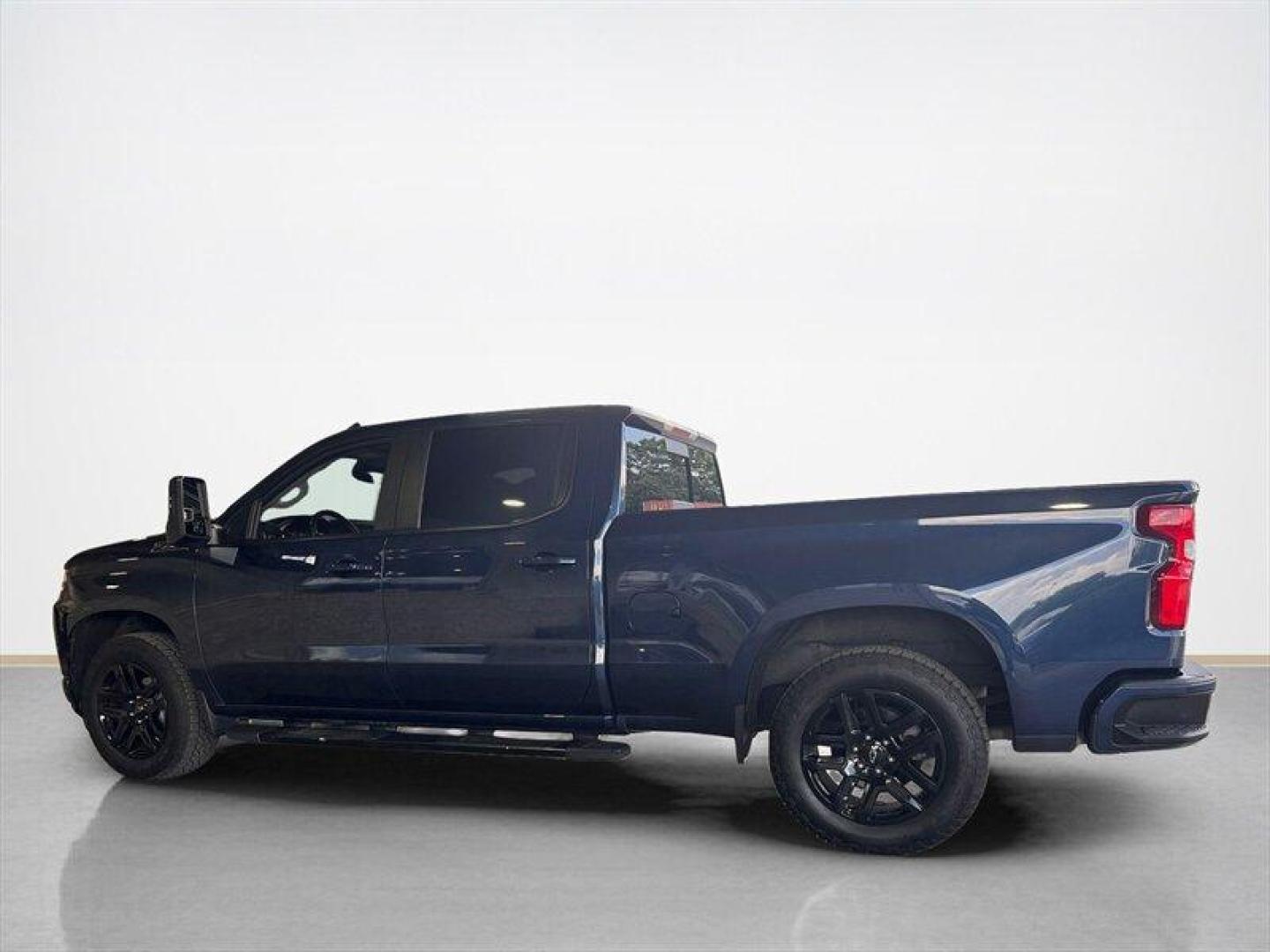 2021 Northsky Blue Metallic Chevrolet Silverado 1500 RST (1GCUYEETXMZ) with an 3.0 engine, Automatic transmission, located at 25355 Eames Street, Channahon, IL, 60410, (815) 467-1807, 41.429108, -88.228432 - Get ready to dominate the road in the 2021 Chevrolet Silverado 1500 RST! Equipped with a powerful 3.0 engine, this beast is ready to unleash its full potential. This bad boy comes loaded with the Convenience Package II, Z71 Off-Road Package, and Protection Package, ensuring you're always prepared fo - Photo#5