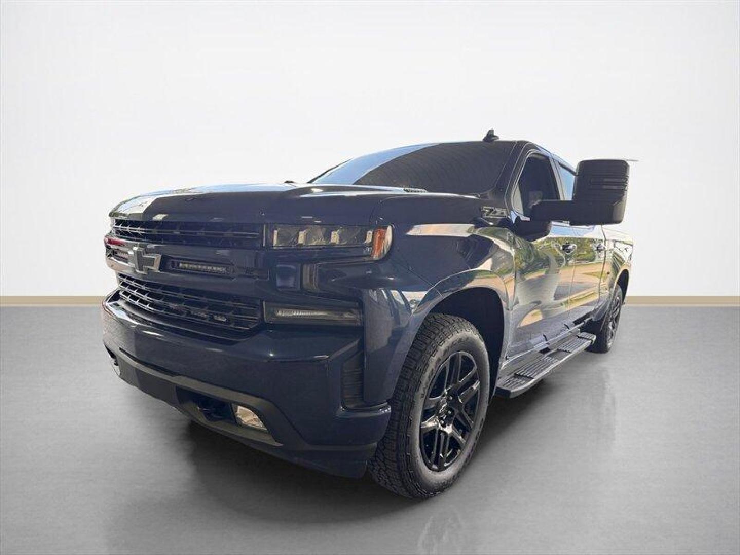 2021 Northsky Blue Metallic Chevrolet Silverado 1500 RST (1GCUYEETXMZ) with an 3.0 engine, Automatic transmission, located at 25355 Eames Street, Channahon, IL, 60410, (815) 467-1807, 41.429108, -88.228432 - Get ready to dominate the road in the 2021 Chevrolet Silverado 1500 RST! Equipped with a powerful 3.0 engine, this beast is ready to unleash its full potential. This bad boy comes loaded with the Convenience Package II, Z71 Off-Road Package, and Protection Package, ensuring you're always prepared fo - Photo#6