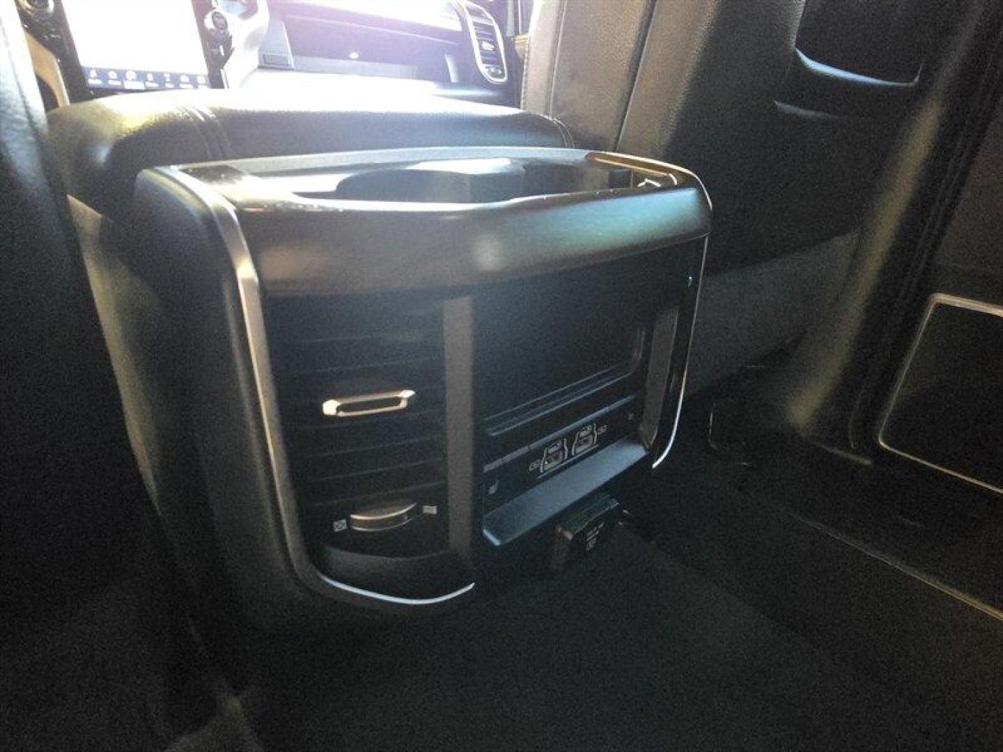 2022 Billet Silver Metallic Clear Coat RAM 2500 Laramie (3C6UR5FL5NG) with an Cummins 6.7L Diesel Turbo I6 370hp 850ft. lbs. engine, Automatic transmission, located at 25355 Eames Street, Channahon, IL, 60410, (815) 467-1807, 41.429108, -88.228432 - Introducing the robust 2022 RAM 2500 Laramie, equipped with a formidable Cummins 6.7L Diesel Turbo I6 engine delivering 370hp and an impressive 850ft. lbs. of torque. This truck boasts a striking exterior combination of Diamond Black Crystal Pearl Coat and Billet Silver Metallic Clear Coat, compleme - Photo#34
