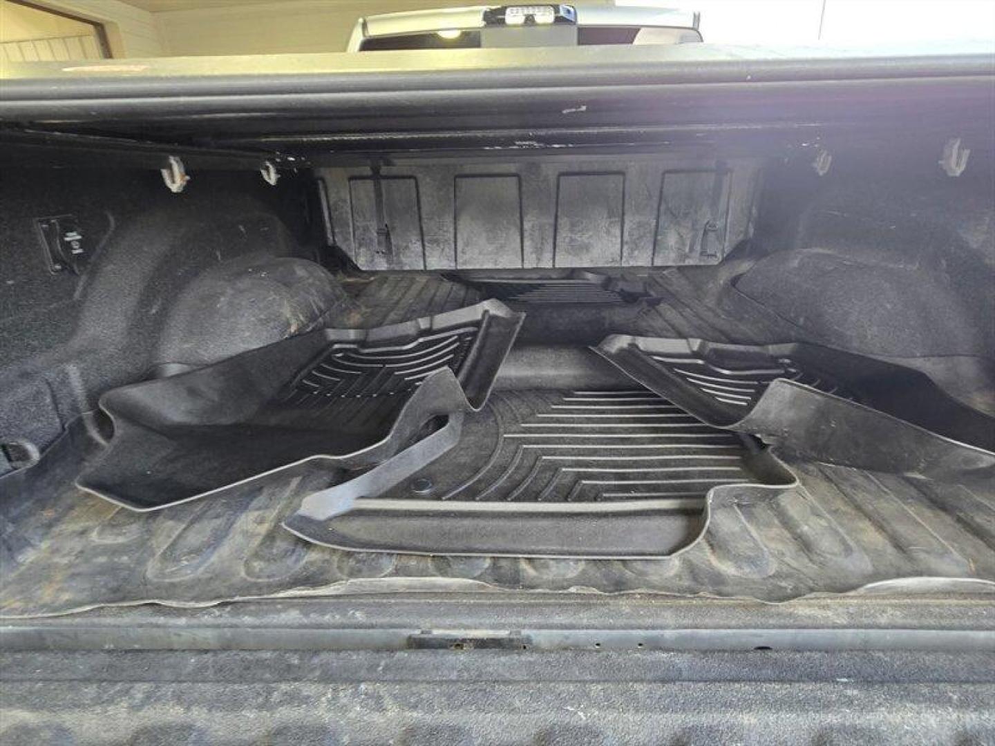 2022 Billet Silver Metallic Clear Coat RAM 2500 Laramie (3C6UR5FL5NG) with an Cummins 6.7L Diesel Turbo I6 370hp 850ft. lbs. engine, Automatic transmission, located at 25355 Eames Street, Channahon, IL, 60410, (815) 467-1807, 41.429108, -88.228432 - Introducing the robust 2022 RAM 2500 Laramie, equipped with a formidable Cummins 6.7L Diesel Turbo I6 engine delivering 370hp and an impressive 850ft. lbs. of torque. This truck boasts a striking exterior combination of Diamond Black Crystal Pearl Coat and Billet Silver Metallic Clear Coat, compleme - Photo#38