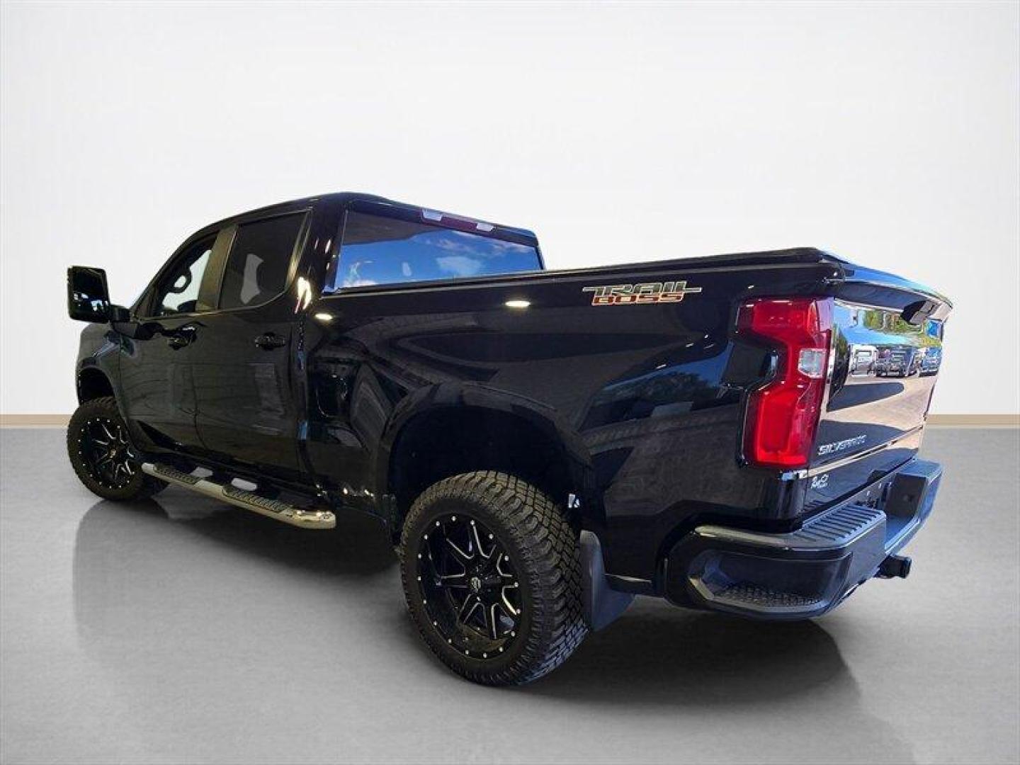 2021 Black Chevrolet Silverado 1500 LT Trail Boss (1GCPYFED5MZ) with an EcoTec3 5.3L V8 355hp 383ft. lbs. engine, Automatic transmission, located at 25355 Eames Street, Channahon, IL, 60410, (815) 467-1807, 41.429108, -88.228432 - Behold, the mighty 2021 Chevrolet Silverado 1500 LT Trail Boss! This bad boy is equipped with a ferocious EcoTec3 5.3L V8 engine, pumping out a beastly 355 horsepower and 383 ft. lbs. of torque. It's like having a herd of wild stallions under the hood, ready to gallop at the tap of your foot. Now, - Photo#5