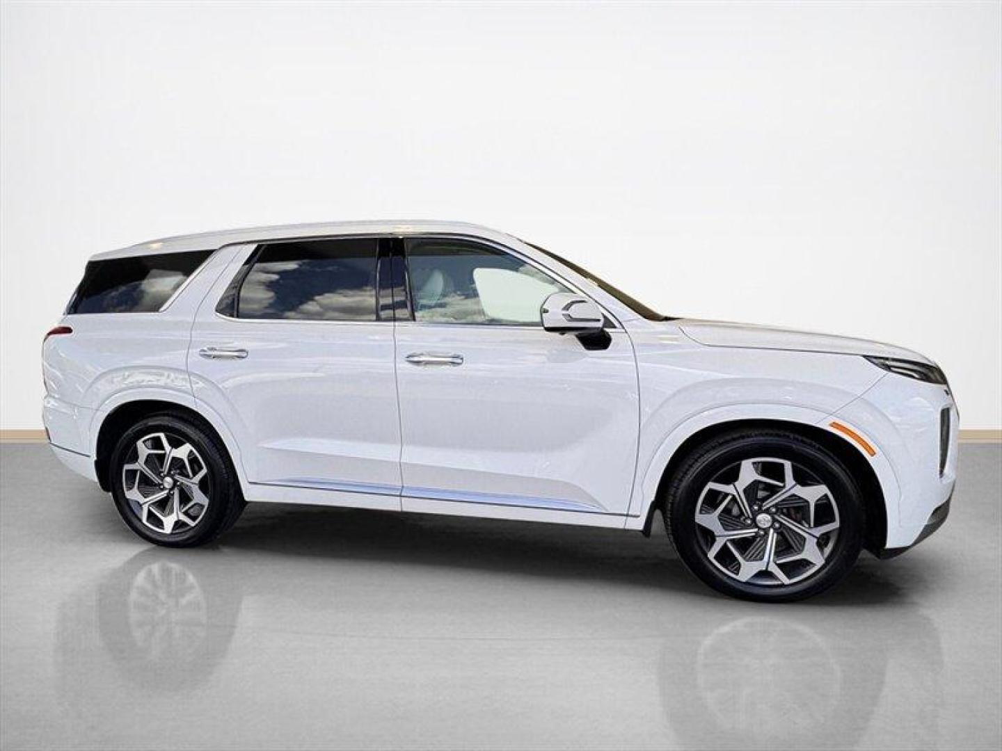 2021 Hyper White Hyundai PALISADE Calligraphy (KM8R7DHE4MU) with an 3.8L V6 291hp 262ft. lbs. engine, Automatic transmission, located at 25355 Eames Street, Channahon, IL, 60410, (815) 467-1807, 41.429108, -88.228432 - Picture yourself cruising down the boulevard in the 2021 Hyundai PALISADE Calligraphy - the epitome of luxury meets performance. This bad boy is equipped with a powerful 3.8L V6 engine that roars with 291hp and 262ft. lbs. of torque, giving you the thrill of the ride you've been craving. But wait, - Photo#1