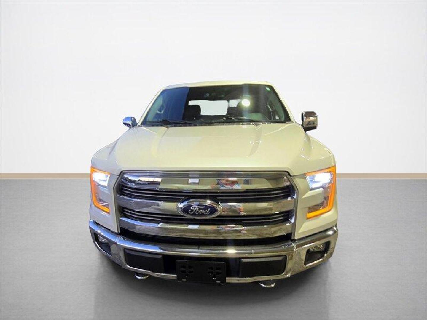 2017 Oxford White Ford F-150 Lariat (1FTEW1EG7HF) with an EcoBoost 3.5L Twin Turbo V6 375hp 470ft. lbs. engine, Automatic transmission, located at 25355 Eames Street, Channahon, IL, 60410, (815) 467-1807, 41.429108, -88.228432 - Unleash the power of the 2017 Ford F-150 Lariat - a beast on the road with its EcoBoost 3.5L Twin Turbo V6 engine delivering a jaw-dropping 375hp and 470ft. lbs. of torque. This mean machine comes in a striking Oxford White exterior and a sleek Black interior, exuding dominance at every turn. From - Photo#8