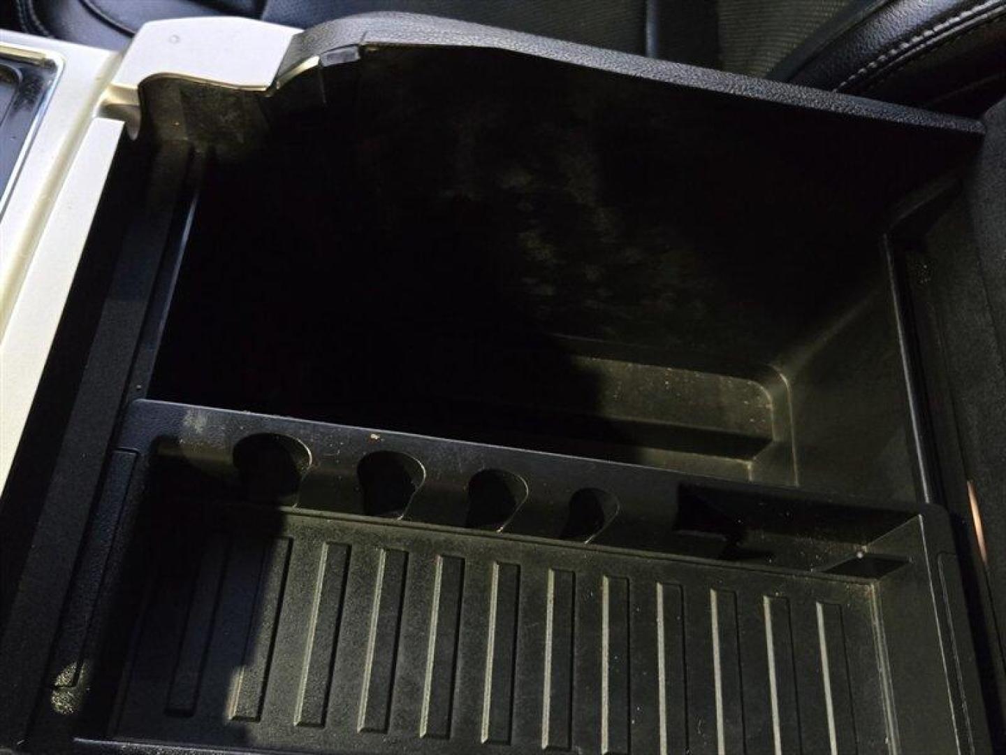 2017 Oxford White Ford F-150 Lariat (1FTEW1EG7HF) with an EcoBoost 3.5L Twin Turbo V6 375hp 470ft. lbs. engine, Automatic transmission, located at 25355 Eames Street, Channahon, IL, 60410, (815) 467-1807, 41.429108, -88.228432 - Unleash the power of the 2017 Ford F-150 Lariat - a beast on the road with its EcoBoost 3.5L Twin Turbo V6 engine delivering a jaw-dropping 375hp and 470ft. lbs. of torque. This mean machine comes in a striking Oxford White exterior and a sleek Black interior, exuding dominance at every turn. From - Photo#25