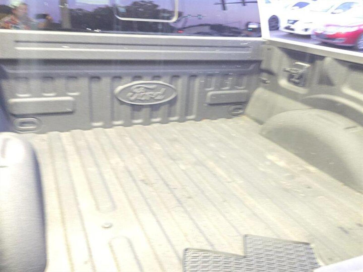 2017 Oxford White Ford F-150 Lariat (1FTEW1EG7HF) with an EcoBoost 3.5L Twin Turbo V6 375hp 470ft. lbs. engine, Automatic transmission, located at 25355 Eames Street, Channahon, IL, 60410, (815) 467-1807, 41.429108, -88.228432 - Unleash the power of the 2017 Ford F-150 Lariat - a beast on the road with its EcoBoost 3.5L Twin Turbo V6 engine delivering a jaw-dropping 375hp and 470ft. lbs. of torque. This mean machine comes in a striking Oxford White exterior and a sleek Black interior, exuding dominance at every turn. From - Photo#30