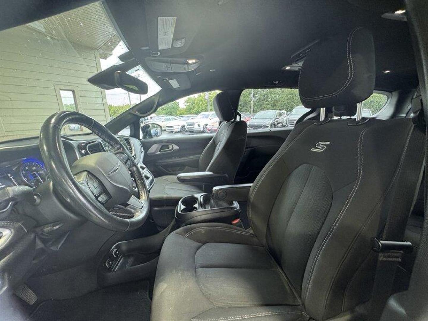2021 Brilliant Black Crystal Pearl Coat Chrysler Pacifica Touring (2C4RC3FG9MR) with an Pentastar 3.6L V6 287hp 262ft. lbs. engine, Automatic transmission, located at 25355 Eames Street, Channahon, IL, 60410, (815) 467-1807, 41.429108, -88.228432 - Introducing the 2021 Chrysler Pacifica S, a sophisticated and versatile minivan designed to elevate your driving experience. Equipped with a robust Pentastar 3.6L V6 engine delivering 287 horsepower and 262 ft. lbs. of torque, this powerhouse ensures a smooth and efficient performance on the road. - Photo#16