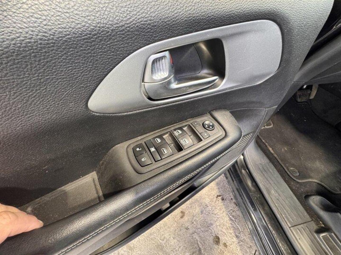 2021 Brilliant Black Crystal Pearl Coat Chrysler Pacifica Touring (2C4RC3FG9MR) with an Pentastar 3.6L V6 287hp 262ft. lbs. engine, Automatic transmission, located at 25355 Eames Street, Channahon, IL, 60410, (815) 467-1807, 41.429108, -88.228432 - Introducing the 2021 Chrysler Pacifica S, a sophisticated and versatile minivan designed to elevate your driving experience. Equipped with a robust Pentastar 3.6L V6 engine delivering 287 horsepower and 262 ft. lbs. of torque, this powerhouse ensures a smooth and efficient performance on the road. - Photo#17
