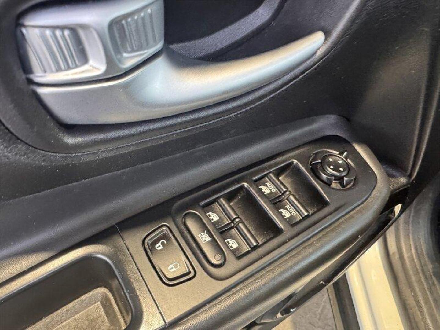 2019 Alpine White Clear Coat Jeep Renegade Latitude (ZACNJBBB5KP) with an Tigershark 2.4L I4 180hp 175ft. lbs. engine, Automatic transmission, located at 25355 Eames Street, Channahon, IL, 60410, (815) 467-1807, 41.429108, -88.228432 - Introducing the dynamic 2019 Jeep Renegade Latitude! This stylish SUV is equipped with a powerful Tigershark 2.4L I4 engine, delivering a thrilling 180hp and 175ft. lbs. of torque for an exhilarating drive every time. Step inside and enjoy a host of factory default features that make driving a joy! - Photo#19