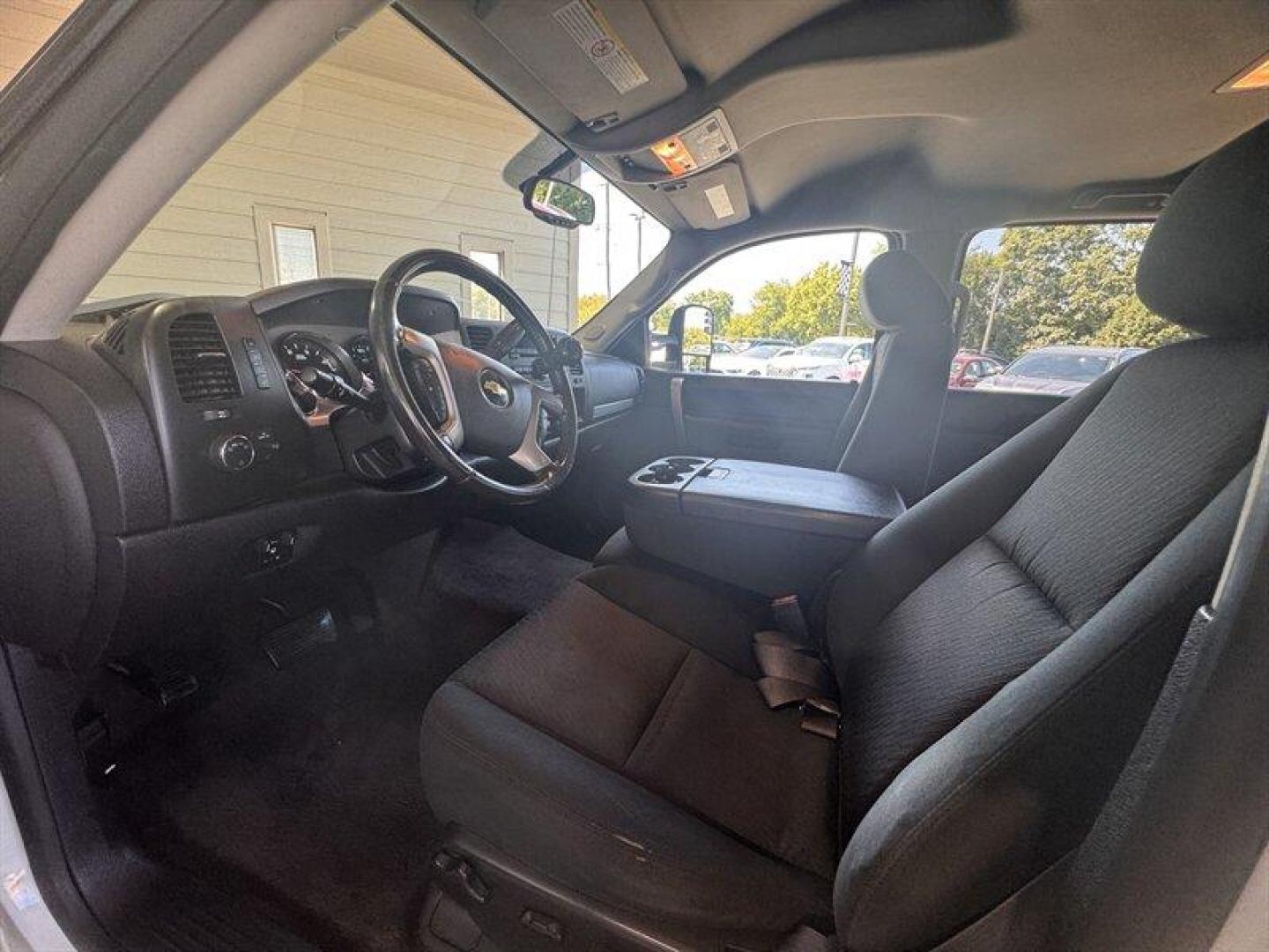 2014 Summit White Chevrolet Silverado 3500 LT (1GC4C0C88EF) with an Duramax 6.6L Diesel Turbo V8 397hp 765ft. lbs. engine, Automatic transmission, located at 25355 Eames Street, Channahon, IL, 60410, (815) 467-1807, 41.429108, -88.228432 - Behold the majestic 2014 Chevrolet Silverado 3500 LT, a true titan among trucks! This powerhouse is equipped with a formidable Duramax 6.6L Diesel Turbo V8 engine, boasting an impressive 397hp and a staggering 765ft. lbs. of torque. Its Summit White exterior exudes strength and elegance, while the E - Photo#16