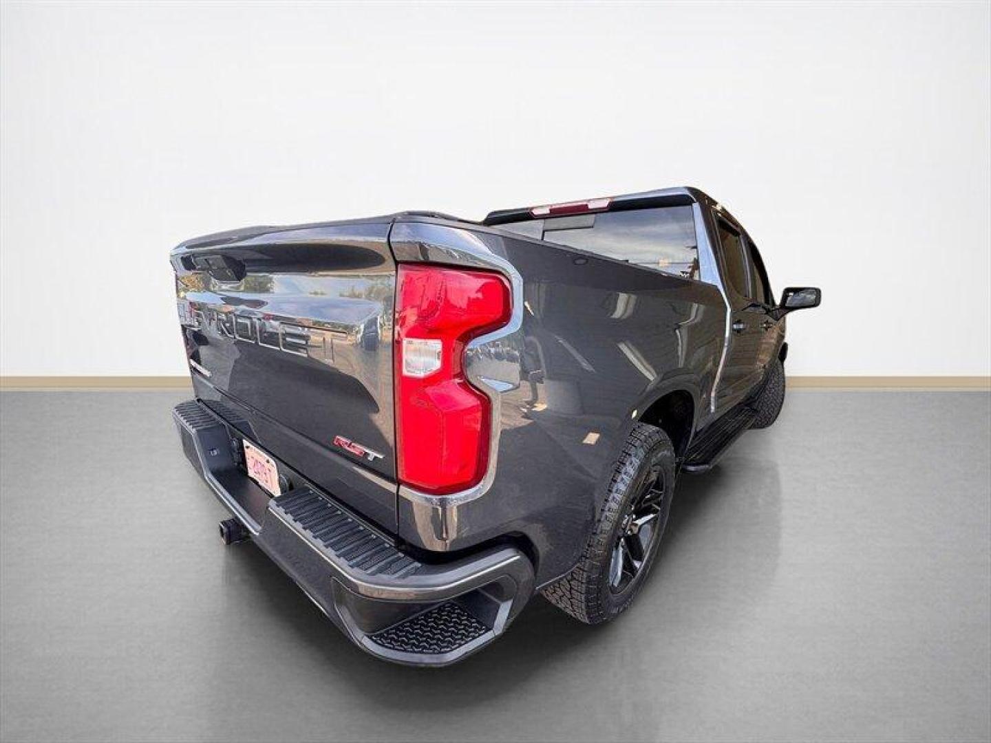 2020 Northsky Blue Metallic Chevrolet Silverado 1500 RST (1GCUYEED1LZ) with an EcoTec3 5.3L V8 355hp 383ft. lbs. engine, Automatic transmission, located at 25355 Eames Street, Channahon, IL, 60410, (815) 467-1807, 41.429108, -88.228432 - Introducing the 2020 Chevrolet Silverado 1500 RST, equipped with a powerful 5.3-liter engine for a robust driving experience. This model comes with the Z71 Off-Road Package, ideal for those seeking adventure off the beaten path. Straight from the factory, the 2020 Silverado 1500 RST boasts a range - Photo#3