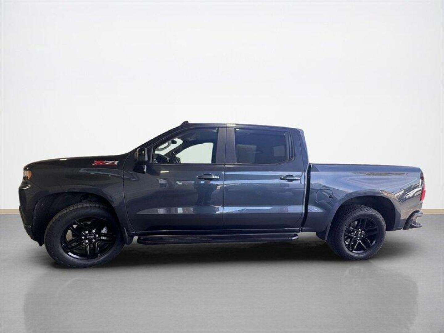 2020 Northsky Blue Metallic Chevrolet Silverado 1500 RST (1GCUYEED1LZ) with an EcoTec3 5.3L V8 355hp 383ft. lbs. engine, Automatic transmission, located at 25355 Eames Street, Channahon, IL, 60410, (815) 467-1807, 41.429108, -88.228432 - Introducing the 2020 Chevrolet Silverado 1500 RST, equipped with a powerful 5.3-liter engine for a robust driving experience. This model comes with the Z71 Off-Road Package, ideal for those seeking adventure off the beaten path. Straight from the factory, the 2020 Silverado 1500 RST boasts a range - Photo#6