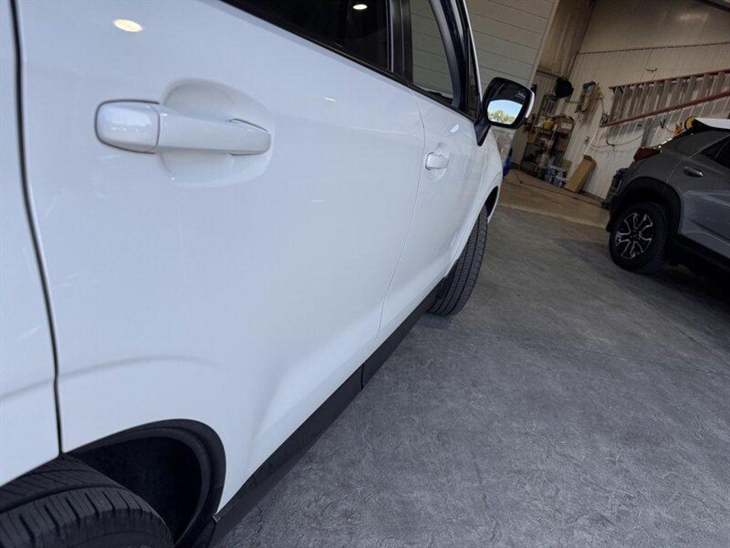 2018 Crystal White Pearl Subaru Forester 2.5i Premium (JF2SJAEC7JH) with an 2.5L H4 170hp 174ft. lbs. engine, Automatic transmission, located at 25355 Eames Street, Channahon, IL, 60410, (815) 467-1807, 41.429108, -88.228432 - Oh, honey, let me introduce you to the fabulous 2018 Subaru Forester 2.5i Premium in Crystal White Pearl with a sleek Gray interior. This bad boy is powered by a fierce 2.5L H4 engine, delivering a sassy 170hp and 174ft. lbs. of torque. Let's talk about the factory default features, darling. This b - Photo#9