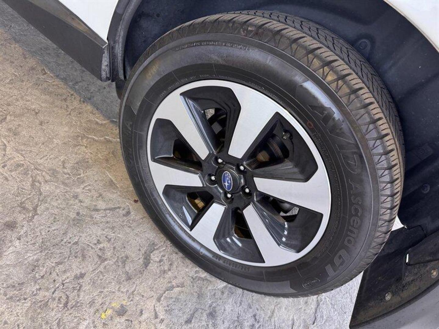 2018 Crystal White Pearl Subaru Forester 2.5i Premium (JF2SJAEC7JH) with an 2.5L H4 170hp 174ft. lbs. engine, Automatic transmission, located at 25355 Eames Street, Channahon, IL, 60410, (815) 467-1807, 41.429108, -88.228432 - Oh, honey, let me introduce you to the fabulous 2018 Subaru Forester 2.5i Premium in Crystal White Pearl with a sleek Gray interior. This bad boy is powered by a fierce 2.5L H4 engine, delivering a sassy 170hp and 174ft. lbs. of torque. Let's talk about the factory default features, darling. This b - Photo#10