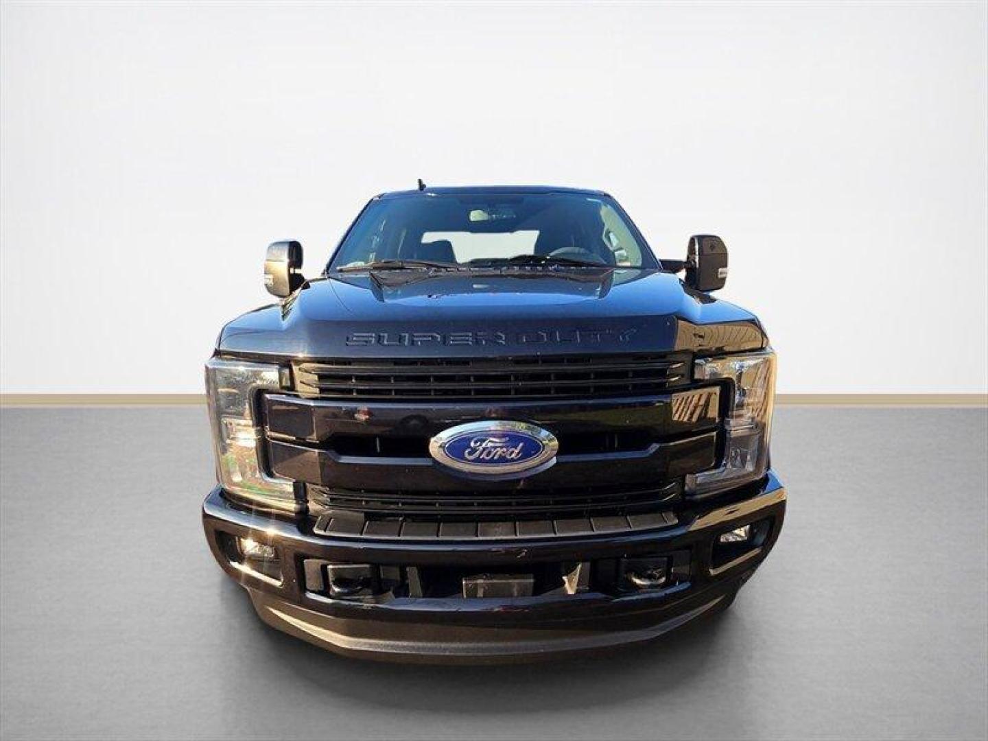 2019 Agate Black Ford F-250 Lariat (1FT7W2B6XKE) with an 6.2L Flex Fuel V8 385hp 430ft. lbs. engine, Automatic transmission, located at 25355 Eames Street, Channahon, IL, 60410, (815) 467-1807, 41.429108, -88.228432 - This 2019 Ford F-250 Super Duty Lariat is a powerful and reliable truck designed to handle tough jobs with ease. Equipped with a 6.2L Flex Fuel V8 engine delivering 385hp and 430ft. lbs. of torque, it offers impressive performance for both work and everyday driving. The factory default features of - Photo#8