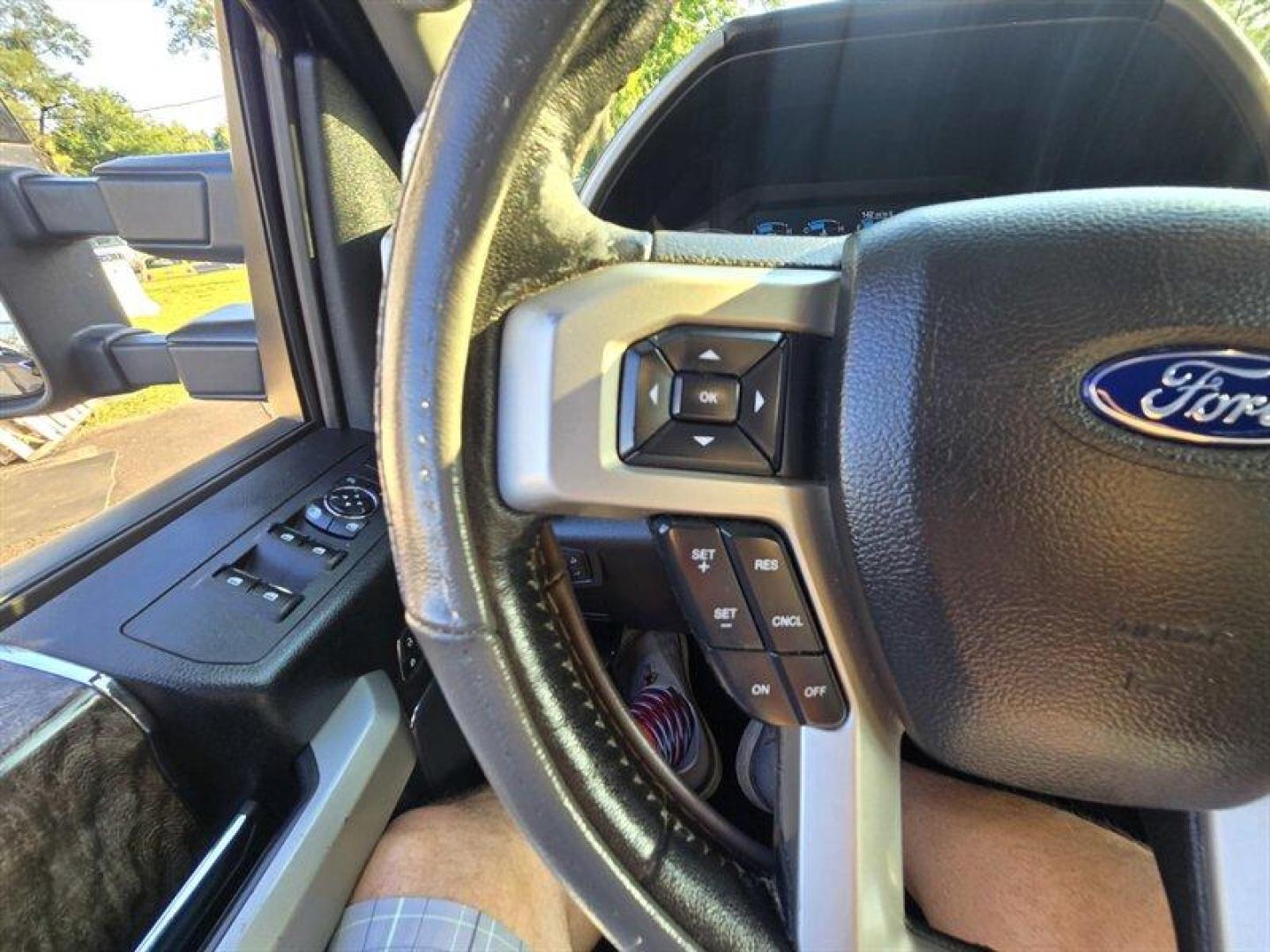 2019 Agate Black Ford F-250 Lariat (1FT7W2B6XKE) with an 6.2L Flex Fuel V8 385hp 430ft. lbs. engine, Automatic transmission, located at 25355 Eames Street, Channahon, IL, 60410, (815) 467-1807, 41.429108, -88.228432 - This 2019 Ford F-250 Super Duty Lariat is a powerful and reliable truck designed to handle tough jobs with ease. Equipped with a 6.2L Flex Fuel V8 engine delivering 385hp and 430ft. lbs. of torque, it offers impressive performance for both work and everyday driving. The factory default features of - Photo#15