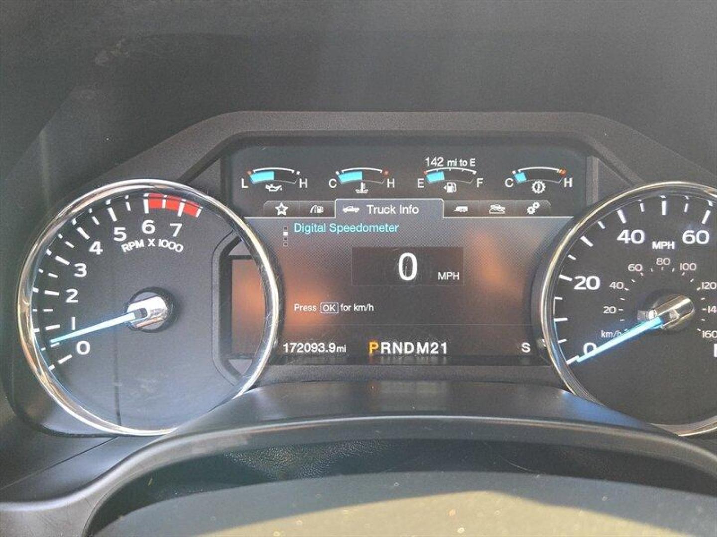 2019 Agate Black Ford F-250 Lariat (1FT7W2B6XKE) with an 6.2L Flex Fuel V8 385hp 430ft. lbs. engine, Automatic transmission, located at 25355 Eames Street, Channahon, IL, 60410, (815) 467-1807, 41.429108, -88.228432 - This 2019 Ford F-250 Super Duty Lariat is a powerful and reliable truck designed to handle tough jobs with ease. Equipped with a 6.2L Flex Fuel V8 engine delivering 385hp and 430ft. lbs. of torque, it offers impressive performance for both work and everyday driving. The factory default features of - Photo#17