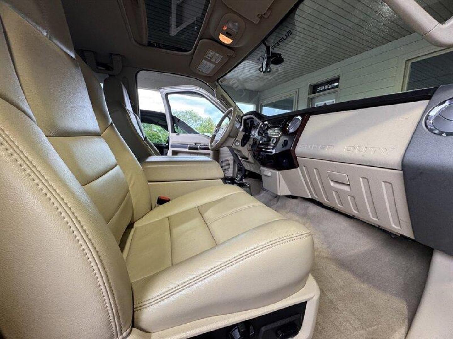 2008 Pueblo Gold Clearcoat Metallic Ford F-350 Lariat (1FTWW31Y38E) with an Triton 6.8L V10 362hp 457ft. lbs. engine, Automatic transmission, located at 25355 Eames Street, Channahon, IL, 60410, (815) 467-1807, 41.429108, -88.228432 - Behold the mighty 2008 Ford F-350 Super Duty Lariat Crew Cab, a beast of a truck with a heart of Triton 6.8L V10 power, belting out 362hp and 457ft. lbs. of torque! This bad boy comes dressed to impress in a stylish Pueblo Gold Clearcoat Metallic/Black exterior, ready to turn heads on the road. Ste - Photo#13