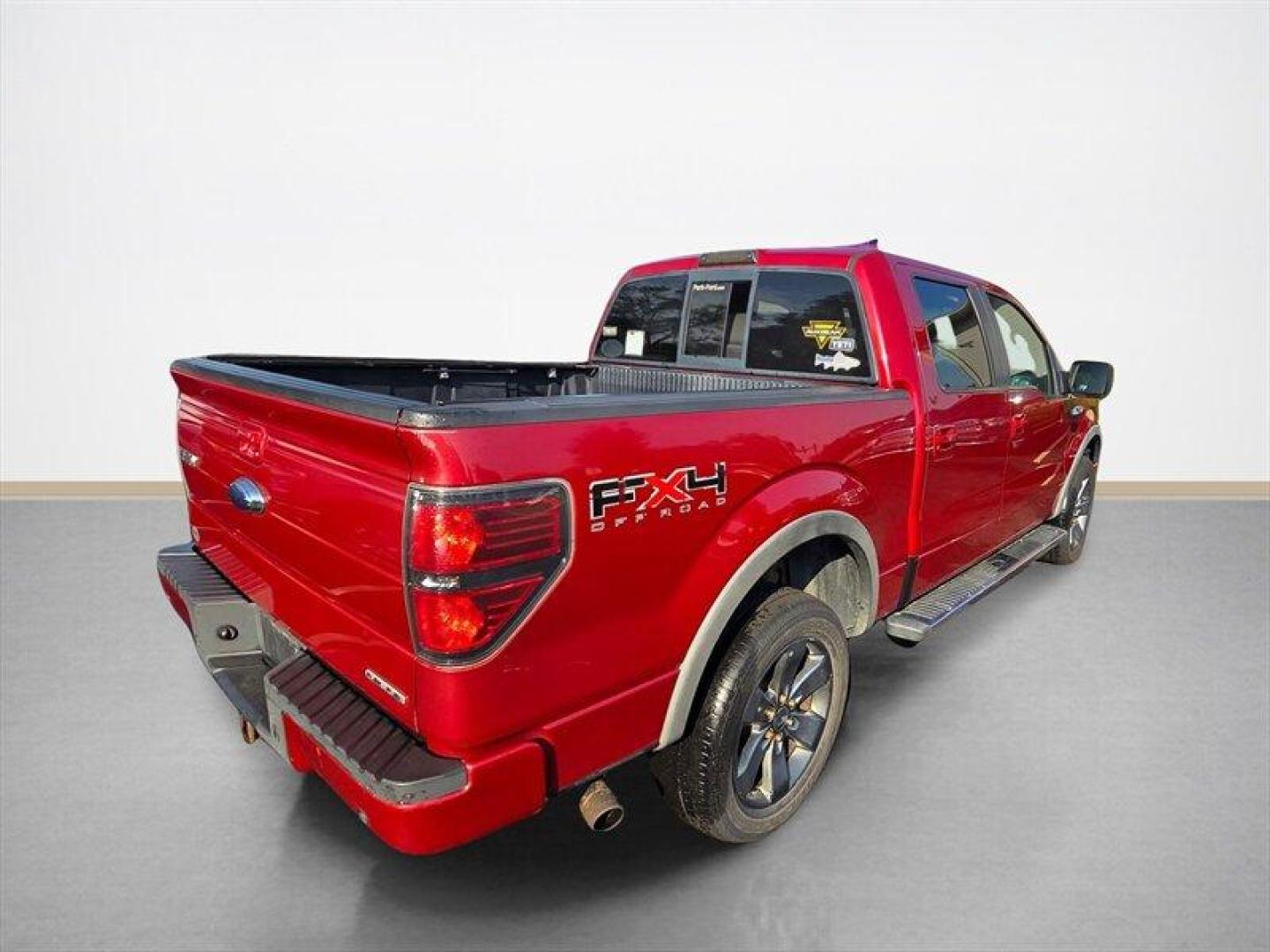 2011 Red Candy Metallic Tinted Clearcoat Ford F-150 FX4 (1FTFW1EF9BF) with an 5.0L Flex Fuel V8 360hp 380ft. lbs. engine, Automatic transmission, located at 25355 Eames Street, Channahon, IL, 60410, (815) 467-1807, 41.429108, -88.228432 - ** LOCAL TRADE IN, WHOLESALE AS-IS SPECIAL, BRAKE LIGHT ON, REAR SEAT WON'T FOLD DOWN. ** This 2011 Ford F-150 FX4 comes equipped with a powerful 5.0L Flex Fuel V8 engine that delivers 360hp and 380ft. lbs. of torque. The exterior is coated in a striking Red Candy Metallic Tinted Clearcoat, compleme - Photo#5