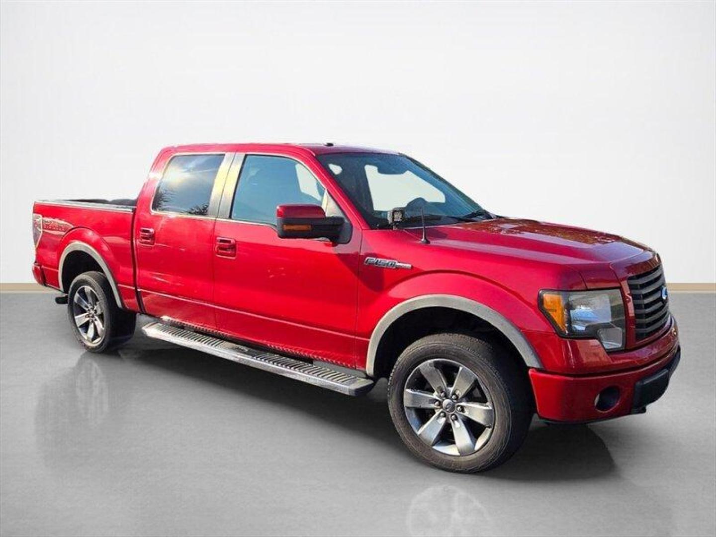 2011 Red Candy Metallic Tinted Clearcoat Ford F-150 FX4 (1FTFW1EF9BF) with an 5.0L Flex Fuel V8 360hp 380ft. lbs. engine, Automatic transmission, located at 25355 Eames Street, Channahon, IL, 60410, (815) 467-1807, 41.429108, -88.228432 - ** LOCAL TRADE IN, WHOLESALE AS-IS SPECIAL, BRAKE LIGHT ON, REAR SEAT WON'T FOLD DOWN. ** This 2011 Ford F-150 FX4 comes equipped with a powerful 5.0L Flex Fuel V8 engine that delivers 360hp and 380ft. lbs. of torque. The exterior is coated in a striking Red Candy Metallic Tinted Clearcoat, compleme - Photo#7