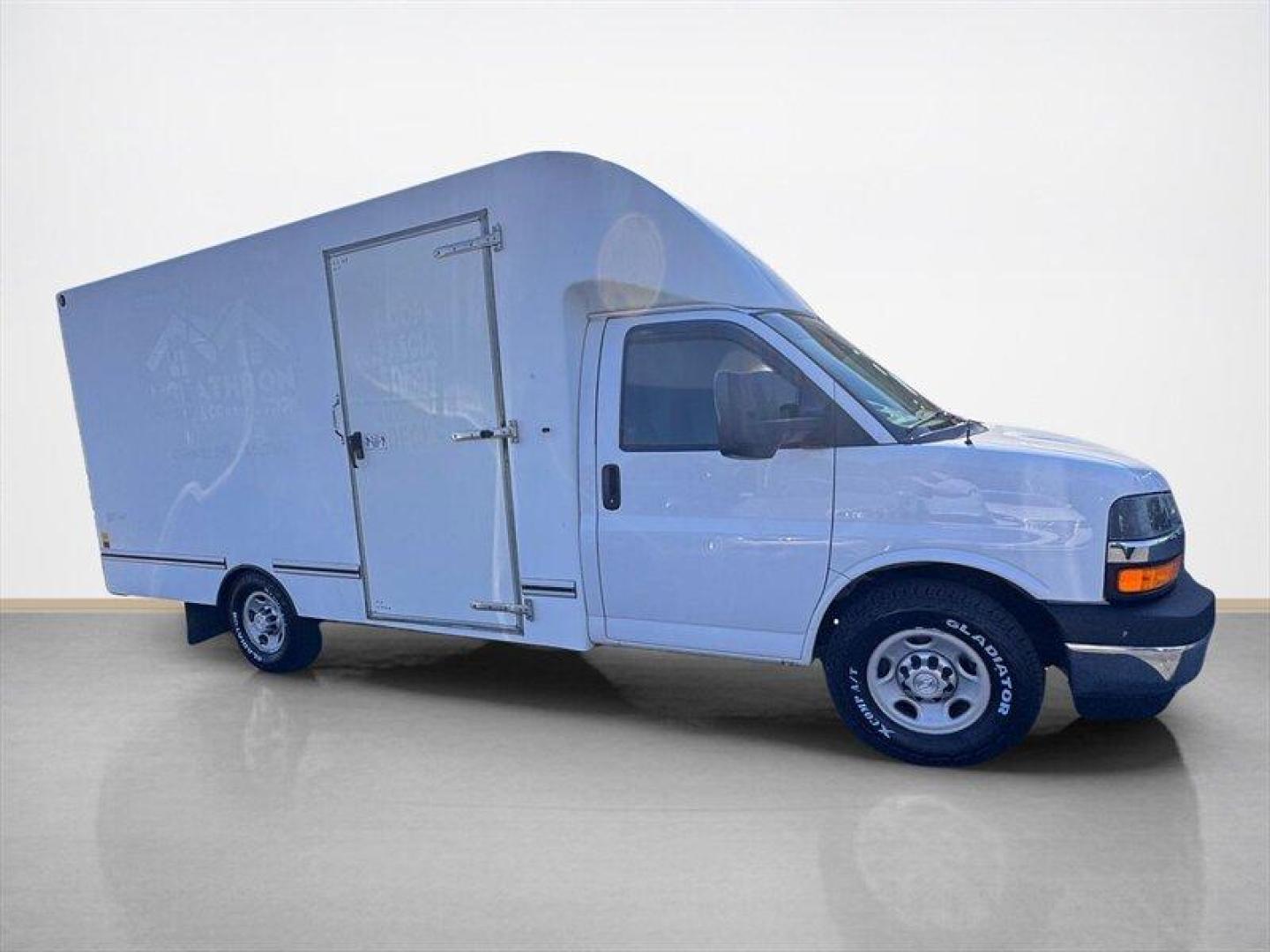 2017 White Chevrolet Express Work Van Cutaway (1GB0GSFG9H1) with an Vortec 6.0L Flex Fuel V8 342hp 373ft. lbs. engine, Automatic transmission, located at 25355 Eames Street, Channahon, IL, 60410, (815) 467-1807, 41.429108, -88.228432 - ** UNICELL 14 FOOT BOX WITH SIDE DOOR. ** The 2017 Chevrolet Express 3500 is a reliable and versatile full-size cargo van designed to meet your business needs. Powered by a robust Vortec 6.0L Flex Fuel V8 engine producing 342 horsepower and 373 lb-ft of torque, this vehicle offers the performance an - Photo#1