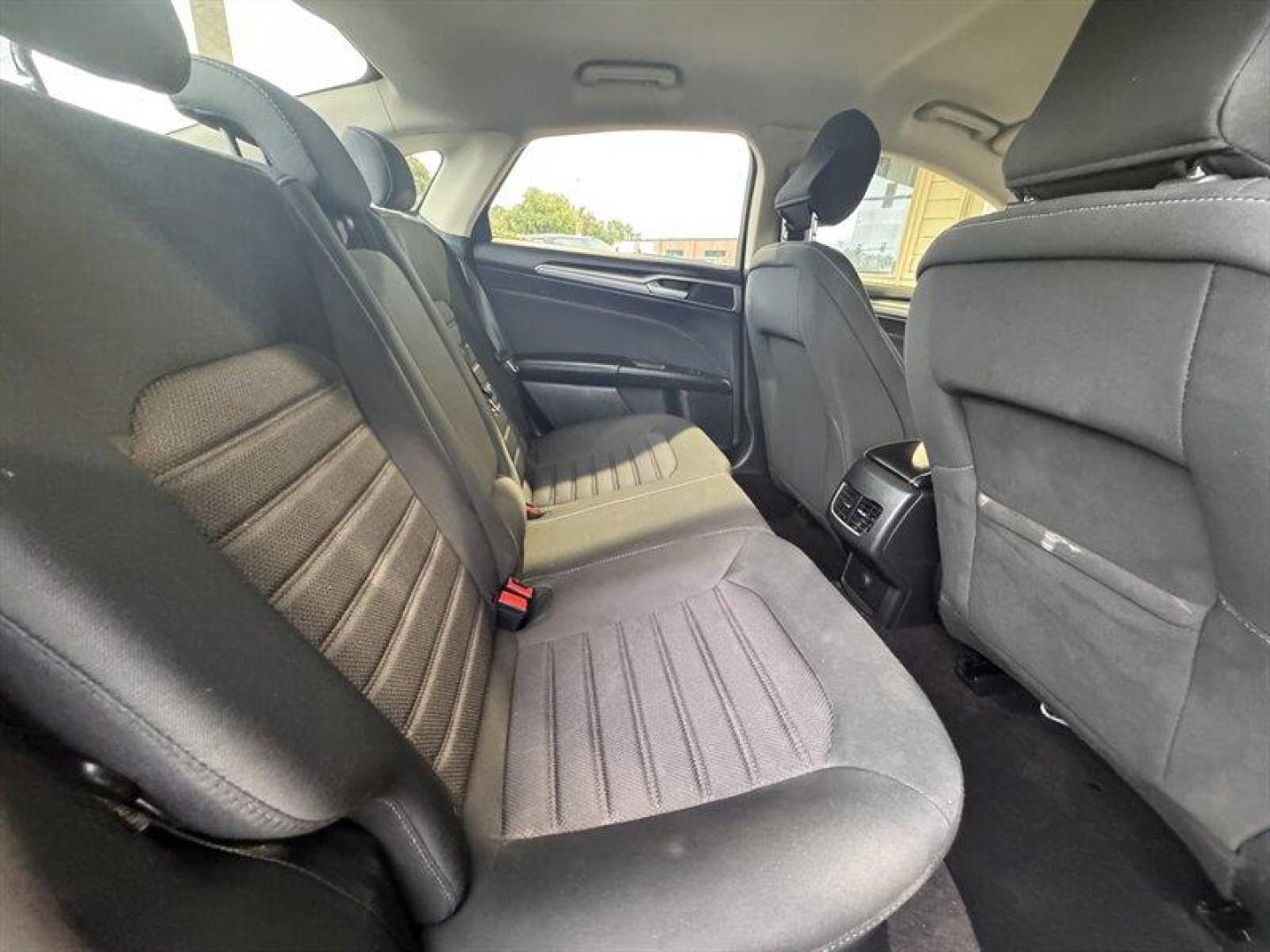 2020 Velocity Blue Ford Fusion SE (3FA6P0T90LR) with an EcoBoost 2.0L Turbo I4 245hp 275ft. lbs. engine, Automatic transmission, located at 25355 Eames Street, Channahon, IL, 60410, (815) 467-1807, 41.429108, -88.228432 - Introducing the sleek and stylish 2020 Ford Fusion SE in the eye-catching Alto Blue Metallic Tinted Clearcoat exterior and luxurious Ebony interior. Powered by a mighty EcoBoost 2.0L Turbo I4 engine, this baby churns out a whopping 245hp and 275ft. lbs. of torque. With less than 24,000 miles on the - Photo#14