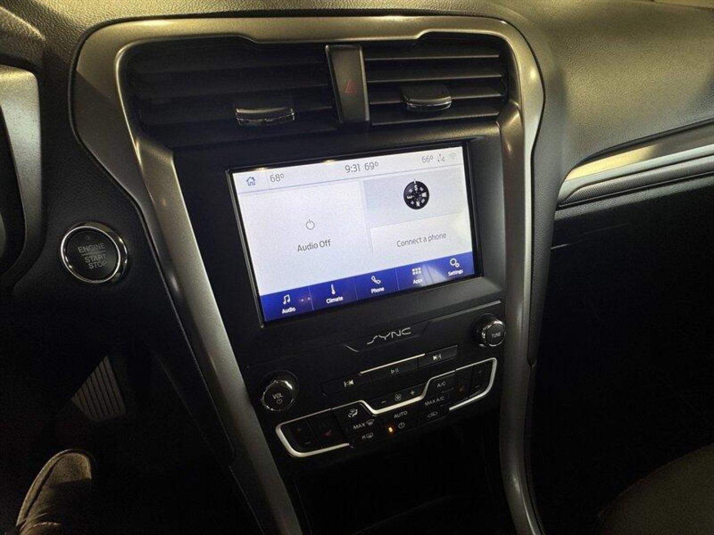 2020 Velocity Blue Ford Fusion SE (3FA6P0T90LR) with an EcoBoost 2.0L Turbo I4 245hp 275ft. lbs. engine, Automatic transmission, located at 25355 Eames Street, Channahon, IL, 60410, (815) 467-1807, 41.429108, -88.228432 - Introducing the sleek and stylish 2020 Ford Fusion SE in the eye-catching Alto Blue Metallic Tinted Clearcoat exterior and luxurious Ebony interior. Powered by a mighty EcoBoost 2.0L Turbo I4 engine, this baby churns out a whopping 245hp and 275ft. lbs. of torque. With less than 24,000 miles on the - Photo#18