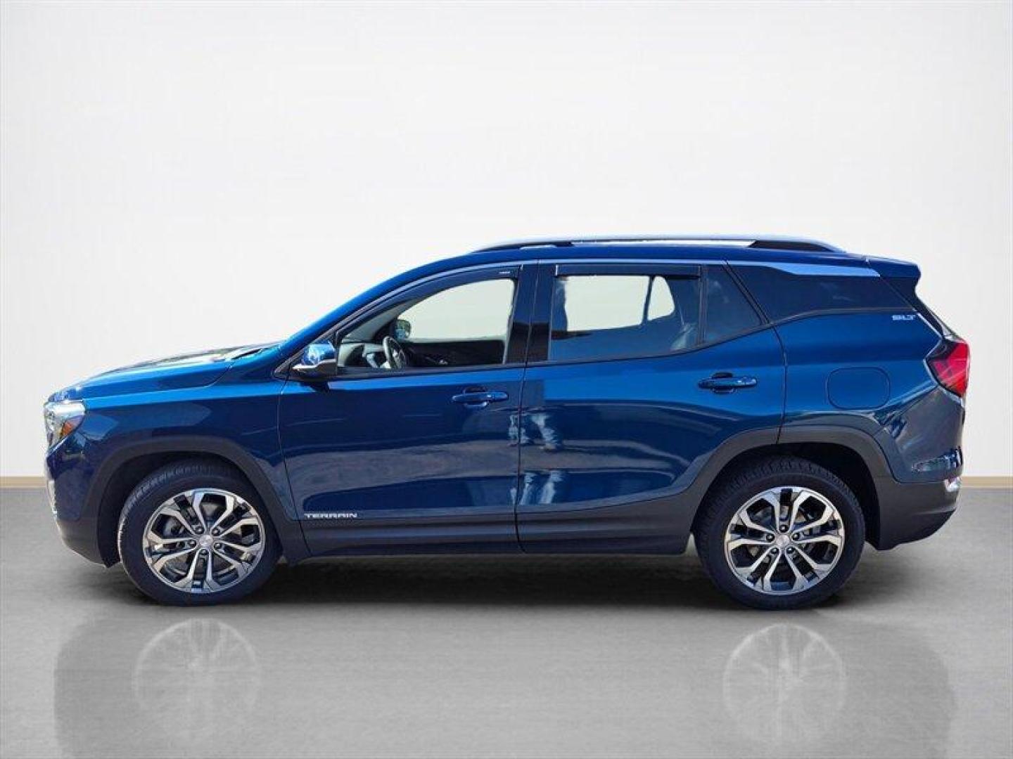 2019 Blue Steel Metallic GMC Terrain SLT (3GKALVEX4KL) with an 2.0L Turbo I4 252hp 260ft. lbs. engine, Automatic transmission, located at 25355 Eames Street, Channahon, IL, 60410, (815) 467-1807, 41.429108, -88.228432 - Presenting the 2019 GMC Terrain SLT, a reliable SUV that combines performance with style. Powered by a 2.0L Turbo I4 engine generating 252hp and 260ft. lbs. of torque, this vehicle offers a smooth driving experience. The factory default features include a spacious and luxurious Jet Black interior, c - Photo#6