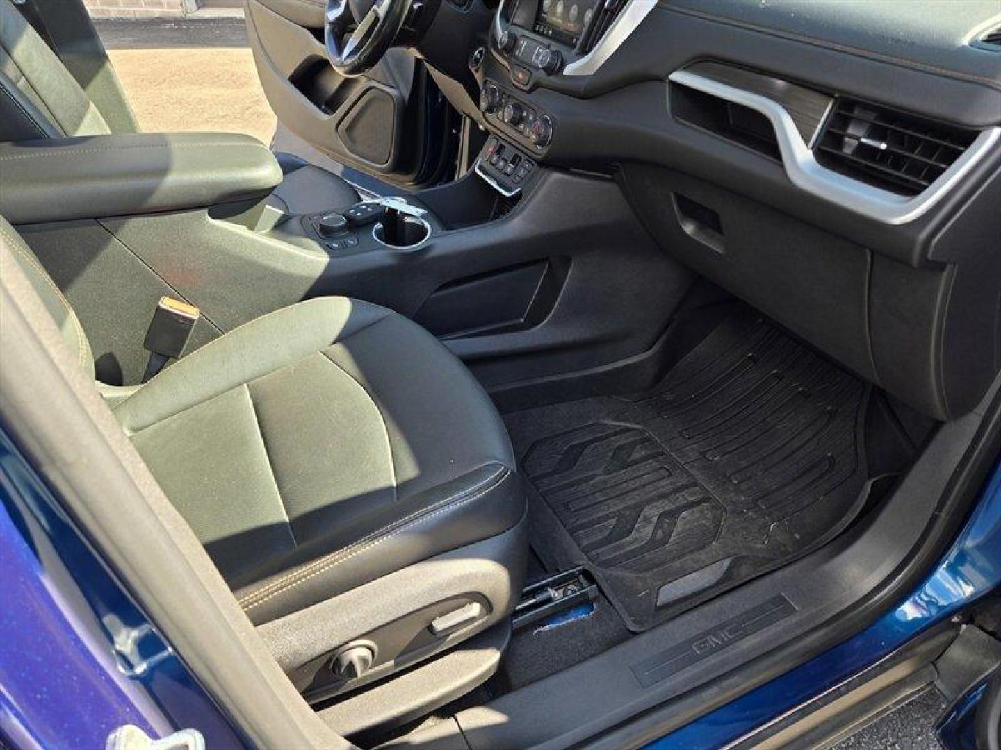 2019 Blue Steel Metallic GMC Terrain SLT (3GKALVEX4KL) with an 2.0L Turbo I4 252hp 260ft. lbs. engine, Automatic transmission, located at 25355 Eames Street, Channahon, IL, 60410, (815) 467-1807, 41.429108, -88.228432 - Presenting the 2019 GMC Terrain SLT, a reliable SUV that combines performance with style. Powered by a 2.0L Turbo I4 engine generating 252hp and 260ft. lbs. of torque, this vehicle offers a smooth driving experience. The factory default features include a spacious and luxurious Jet Black interior, c - Photo#13