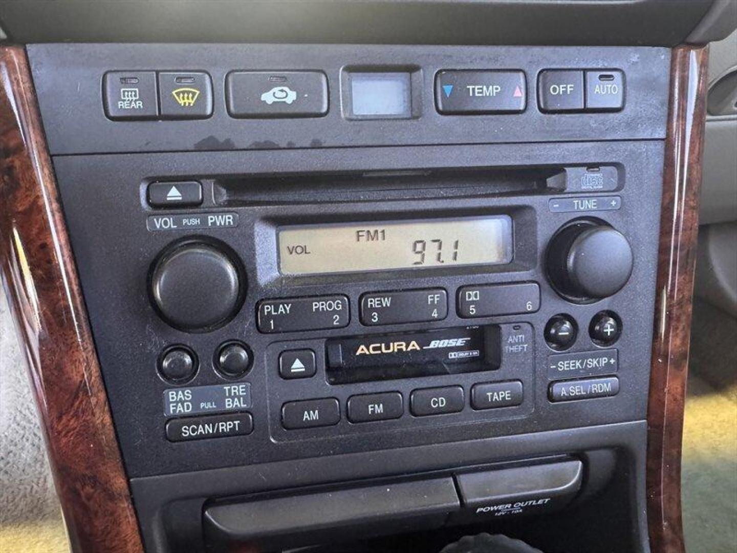2000 White Diamond Pearl Acura TL Navigation Navigation (19UUA5673YA) with an 3L NA V6 single overhead cam (SOHC) 24V engine, Automatic transmission, located at 25355 Eames Street, Channahon, IL, 60410, (815) 467-1807, 41.429108, -88.228432 - This 2000 Acura TL 3.2 is an absolute powerhouse on the road! Under the hood, you'll find a robust 3L NA V6 single overhead cam (SOHC) 24V engine that delivers a thrilling driving experience every time you hit the gas. With its sleek Taffeta White exterior and luxurious Parchment interior, this car - Photo#18