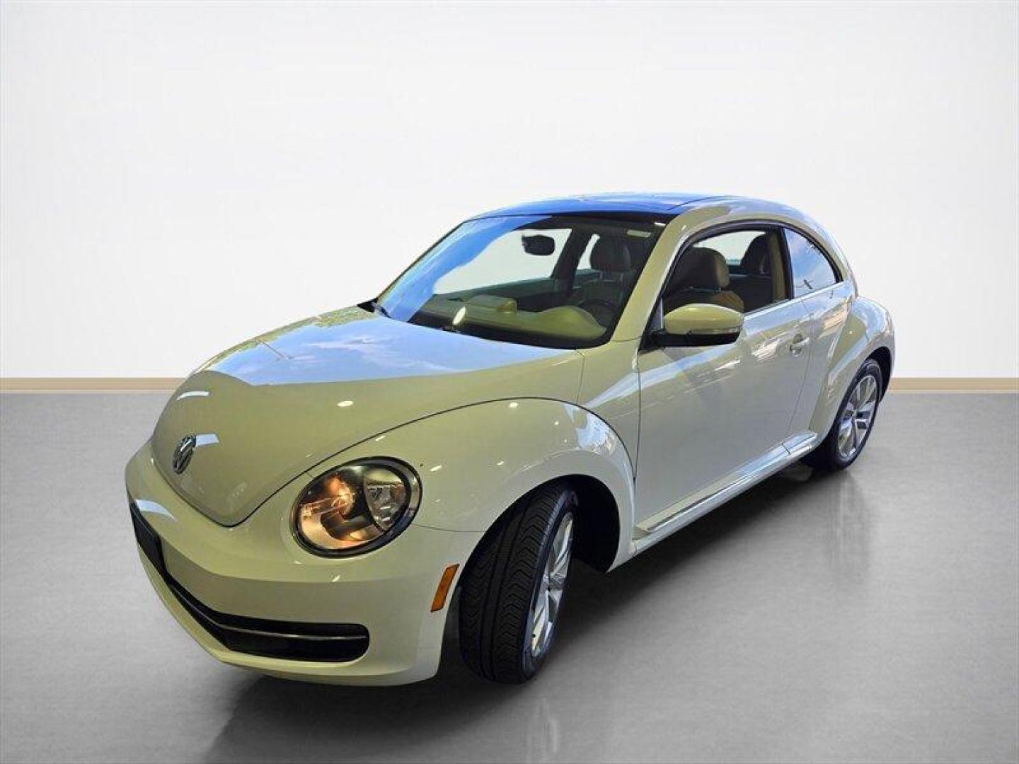 2014 Candy White Volkswagen Beetle-Classic 2.0 TDI (3VWJL7AT4EM) with an 2.0L Diesel Turbo I4 140hp 236ft. lbs. engine, Automatic transmission, located at 25355 Eames Street, Channahon, IL, 60410, (815) 467-1807, 41.429108, -88.228432 - Introducing the 2014 Volkswagen Beetle-Classic TDI, where classic charm meets modern efficiency! This stylish bug is powered by a peppy 2.0L Diesel Turbo engine, delivering a respectable 140hp and 236ft. lbs. of torque. So whether you're cruising down the highway or zipping through city streets, thi - Photo#7