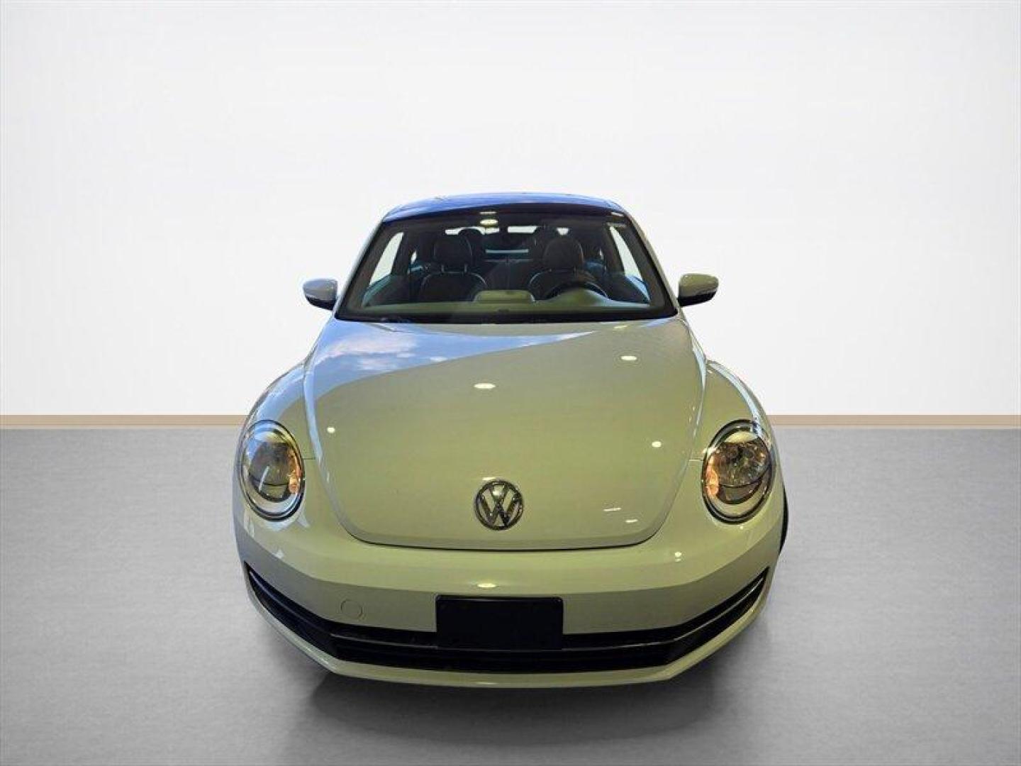 2014 Candy White Volkswagen Beetle-Classic 2.0 TDI (3VWJL7AT4EM) with an 2.0L Diesel Turbo I4 140hp 236ft. lbs. engine, Automatic transmission, located at 25355 Eames Street, Channahon, IL, 60410, (815) 467-1807, 41.429108, -88.228432 - Introducing the 2014 Volkswagen Beetle-Classic TDI, where classic charm meets modern efficiency! This stylish bug is powered by a peppy 2.0L Diesel Turbo engine, delivering a respectable 140hp and 236ft. lbs. of torque. So whether you're cruising down the highway or zipping through city streets, thi - Photo#8