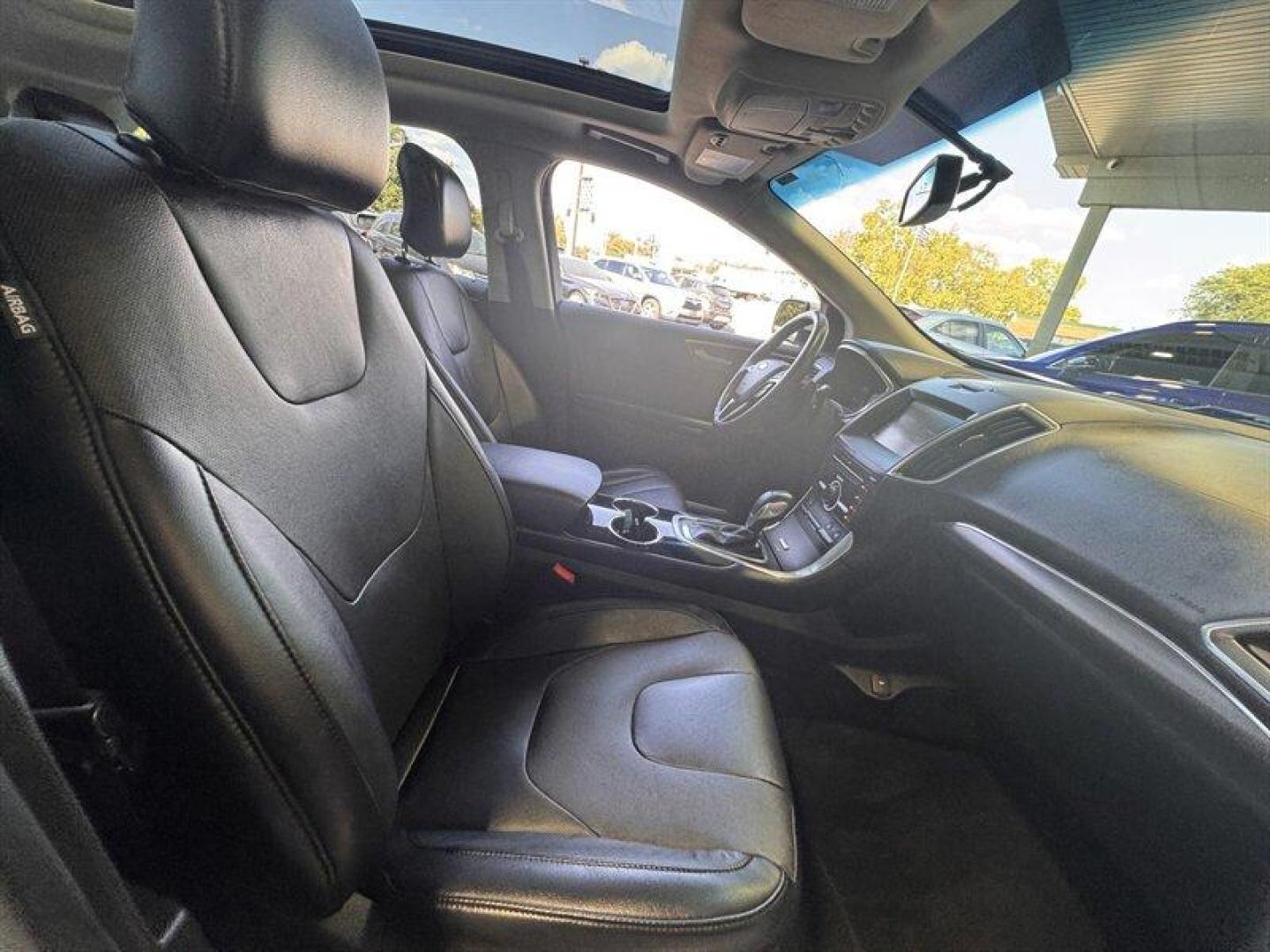 2015 White Platinum Metallic Tri-Coat Ford Edge Titanium (2FMTK4K8XFB) with an 3.5L V6 280hp 250ft. lbs. engine, Automatic transmission, located at 25355 Eames Street, Channahon, IL, 60410, (815) 467-1807, 41.429108, -88.228432 - Introducing the sophisticated 2015 Ford Edge Titanium, a remarkable SUV that seamlessly combines power and elegance. Equipped with a robust 3.5L V6 engine delivering 280hp and 250ft. lbs. of torque, this vehicle offers a dynamic driving experience. The factory default features of this Ford Edge Tit - Photo#15