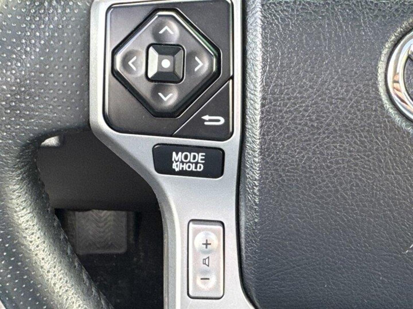 2016 Blizzard Pearl Toyota 4Runner Limited (JTEBU5JR9G5) with an 4.0L V6 270hp 278ft. lbs. engine, Automatic transmission, located at 25355 Eames Street, Channahon, IL, 60410, (815) 467-1807, 41.429108, -88.228432 - Oh, honey, get ready to turn heads in this fierce 2016 Toyota 4Runner Limited! This bad boy is packing a 4.0L V6 engine that delivers a sizzling 270hp and 278ft. lbs. of torque. It's a powerhouse on wheels! Now let's talk about the factory default features because this beauty is loaded! Slide into - Photo#27