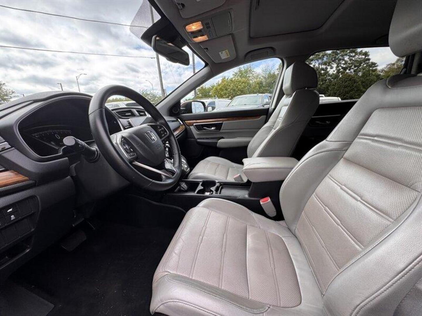 2017 Lunar Silver Metallic Honda CR-V Touring (5J6RW2H92HL) with an 1.5L Turbo I4 190hp 179ft. lbs. engine, Automatic transmission, located at 25355 Eames Street, Channahon, IL, 60410, (815) 467-1807, 41.429108, -88.228432 - Introducing the sleek and stylish 2017 Honda CR-V Touring in Lunar Silver Metallic with a luxurious Black interior! This beauty is powered by a 1.5L Turbo I4 engine, delivering a peppy 190hp and 179ft. lbs. of torque for an exhilarating drive every time. Step inside this top-of-the-line CR-V and yo - Photo#11