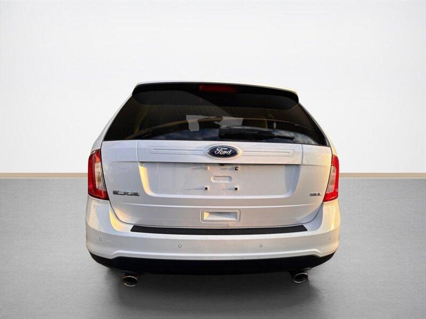 2013 White Platinum Metallic Tri-Coat Ford Edge SEL (2FMDK3JC6DB) with an 3.5L V6 285hp 253ft. lbs. engine, Automatic transmission, located at 25355 Eames Street, Channahon, IL, 60410, (815) 467-1807, 41.429108, -88.228432 - **2013 Ford Edge SEL: Your Stylish Companion on Wheels!** Buckle up, because this 2013 Ford Edge SEL is here to make every drive feel like a mini road trip! Dressed in a dazzling White Platinum Metallic Tri-Coat, this beauty isnt just a car; its a statement. And lets be real, who wouldnt want to ro - Photo#4