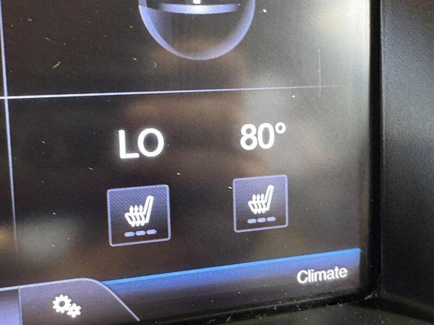 2013 White Platinum Metallic Tri-Coat Ford Edge SEL (2FMDK3JC6DB) with an 3.5L V6 285hp 253ft. lbs. engine, Automatic transmission, located at 25355 Eames Street, Channahon, IL, 60410, (815) 467-1807, 41.429108, -88.228432 - **2013 Ford Edge SEL: Your Stylish Companion on Wheels!** Buckle up, because this 2013 Ford Edge SEL is here to make every drive feel like a mini road trip! Dressed in a dazzling White Platinum Metallic Tri-Coat, this beauty isnt just a car; its a statement. And lets be real, who wouldnt want to ro - Photo#18