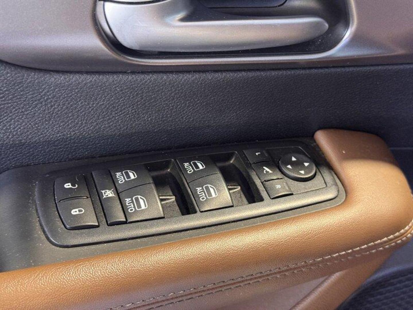 2017 Velvet Red Pearl Coat Chrysler Pacifica Limited (2C4RC1GG2HR) with an Pentastar 3.6L V6 287hp 262ft. lbs. engine, Automatic transmission, located at 25355 Eames Street, Channahon, IL, 60410, (815) 467-1807, 41.429108, -88.228432 - Introducing the 2017 Chrysler Pacifica Limited where family comfort meets cutting-edge technology! This stunning minivan is powered by a robust Pentastar 3.6L V6 engine, delivering an impressive 287 horsepower and 262 ft-lbs of torque. Whether you're cruising through city streets or hitting the ope - Photo#20