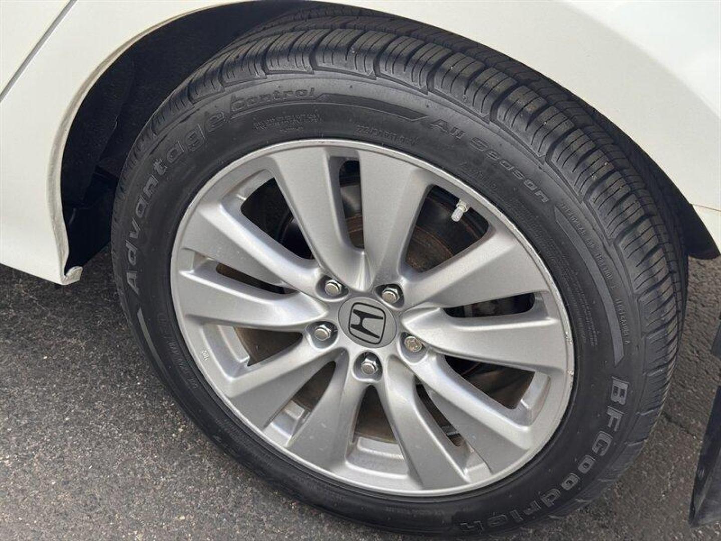 2012 White Orchid Pearl Honda Accord EX 3.5 (1HGCP3F7XCA) with an 3.5L V6 271hp 254ft. lbs. engine, Automatic transmission, located at 25355 Eames Street, Channahon, IL, 60410, (815) 467-1807, 41.429108, -88.228432 - **2012 Honda Accord EX V6: The Elegant Powerhouse You Didn't Know You Needed!** Get ready to fall head over heels for this stunning 2012 Honda Accord EX V6, draped in a dazzling White Orchid Pearl that practically shimmers in the sunlight. With only *below 87,000 miles* on the clock, this beauty ha - Photo#9
