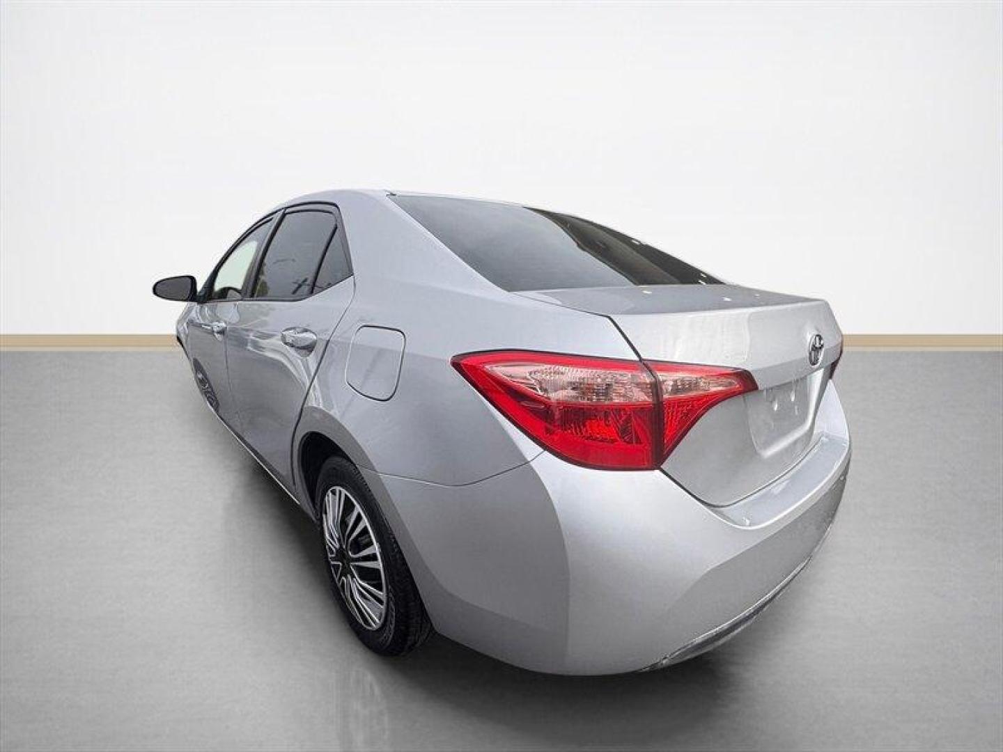 2017 Classic Silver Metallic Toyota Corolla L (2T1BURHE6HC) with an 1.8L I4 132hp 128ft. lbs. engine, Automatic transmission, located at 25355 Eames Street, Channahon, IL, 60410, (815) 467-1807, 41.429108, -88.228432 - Introducing the 2017 Toyota Corolla L the car that proves you can be practical and stylish at the same time! Wrapped in a shiny Classic Silver Metallic coat, this sleek machine is ready to hit the road and turn heads, all while sipping fuel like a refined connoisseur at a wine tasting. With its 1.8 - Photo#5