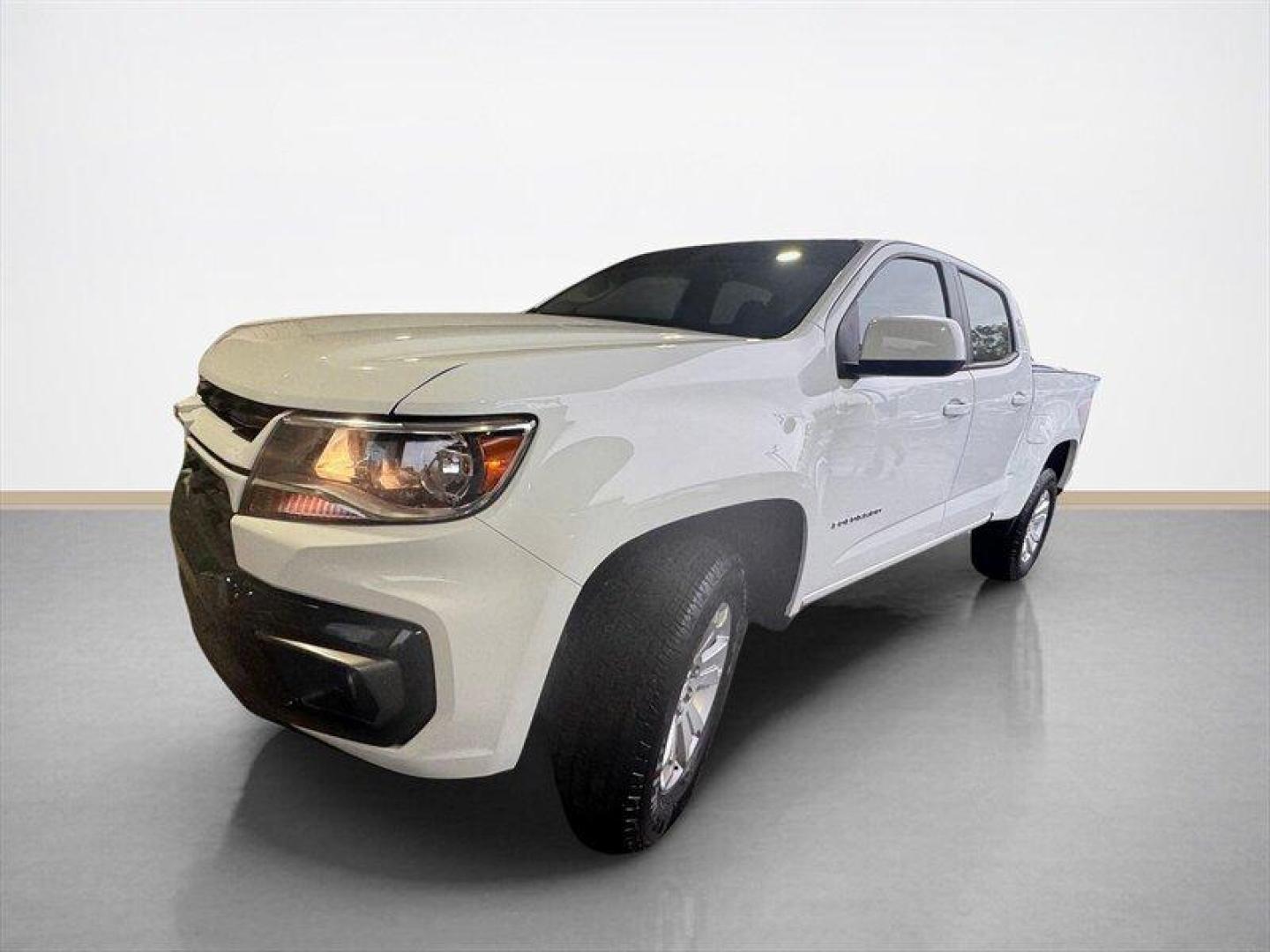 2022 Summit White Chevrolet Colorado LT (1GCGSCEA1N1) with an 2.5L I4 200hp 191ft. lbs. engine, Automatic transmission, located at 25355 Eames Street, Channahon, IL, 60410, (815) 467-1807, 41.429108, -88.228432 - Unleash the power of adventure with the 2022 Chevrolet Colorado LT, a midsize pickup that combines rugged capability with modern comfort. Under the hood, this beast is driven by a robust 2.5L I4 engine, delivering a fierce 200 horsepower and an impressive 191 ft-lbs of torque. Whether you're conquer - Photo#7