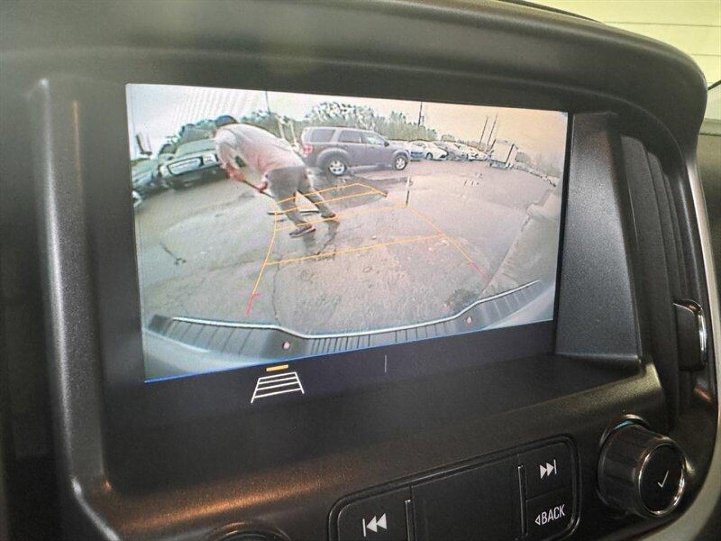 2022 Summit White Chevrolet Colorado LT (1GCGSCEA1N1) with an 2.5L I4 200hp 191ft. lbs. engine, Automatic transmission, located at 25355 Eames Street, Channahon, IL, 60410, (815) 467-1807, 41.429108, -88.228432 - Unleash the power of adventure with the 2022 Chevrolet Colorado LT, a midsize pickup that combines rugged capability with modern comfort. Under the hood, this beast is driven by a robust 2.5L I4 engine, delivering a fierce 200 horsepower and an impressive 191 ft-lbs of torque. Whether you're conquer - Photo#17